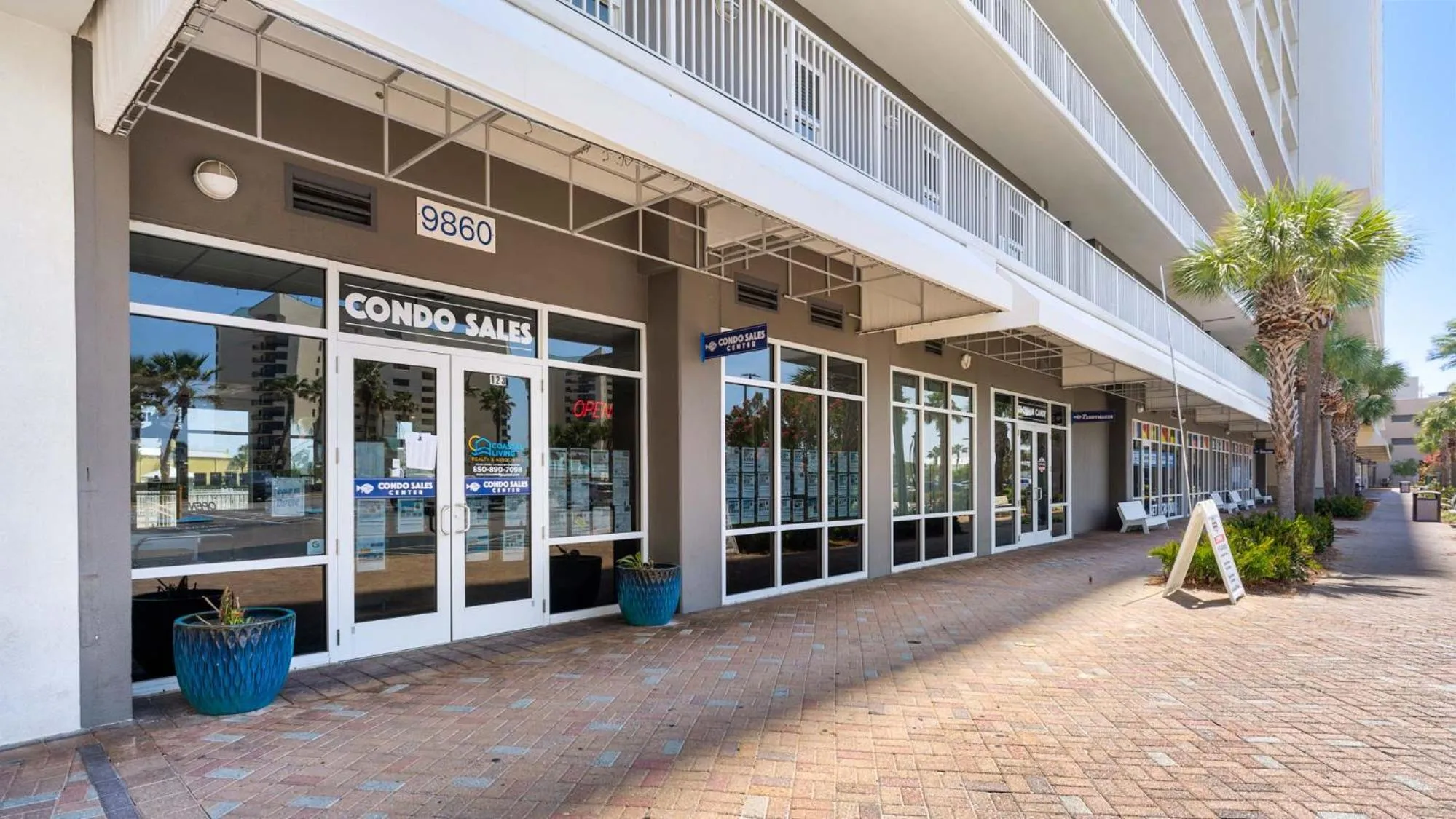 Laketown Wharf 335! 1 BD, 2 Bathroom with Amazing Amenities