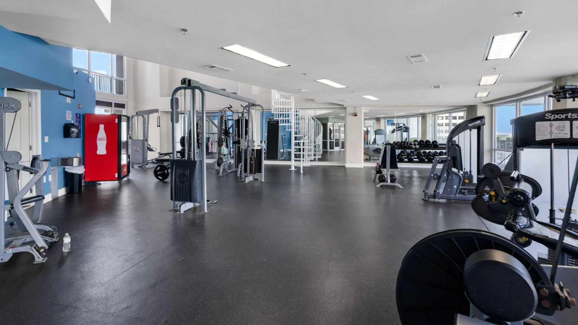 Laketown Wharf 335! 1 BD, 2 Bathroom with Amazing Amenities