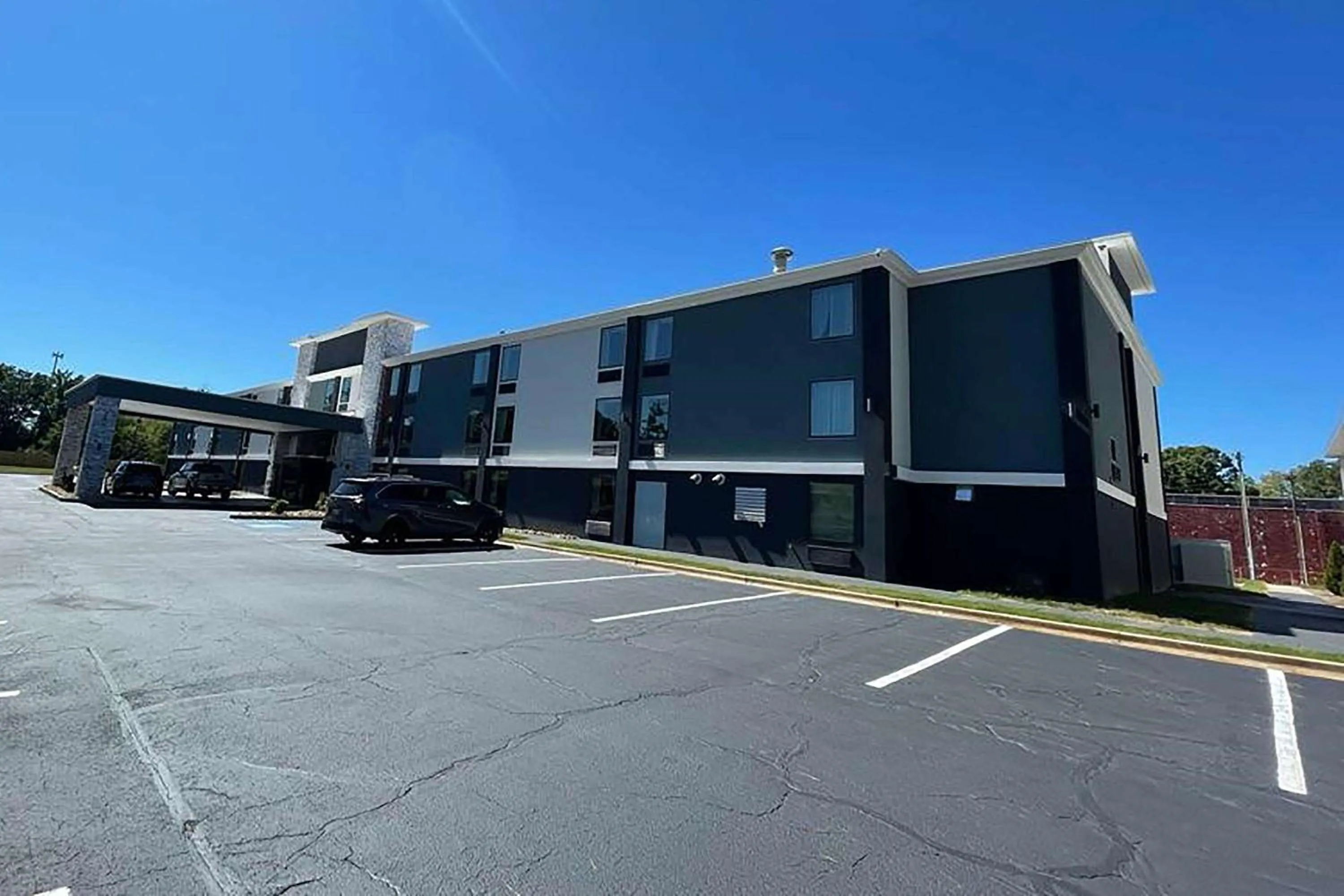 Property building in Baymont by Wyndham Chattanooga Eastridge