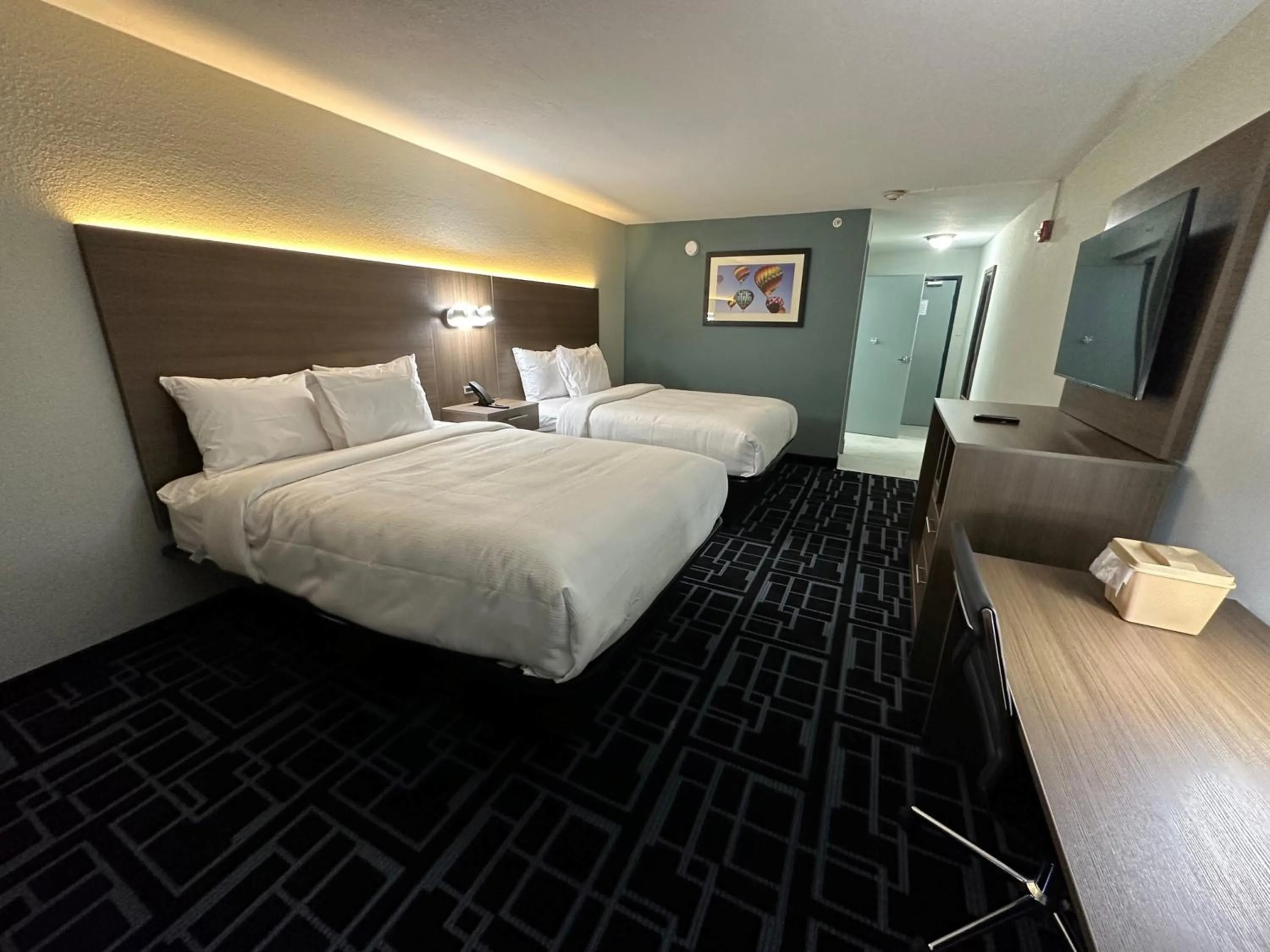 Bedroom, Bed in Baymont by Wyndham Chattanooga Eastridge