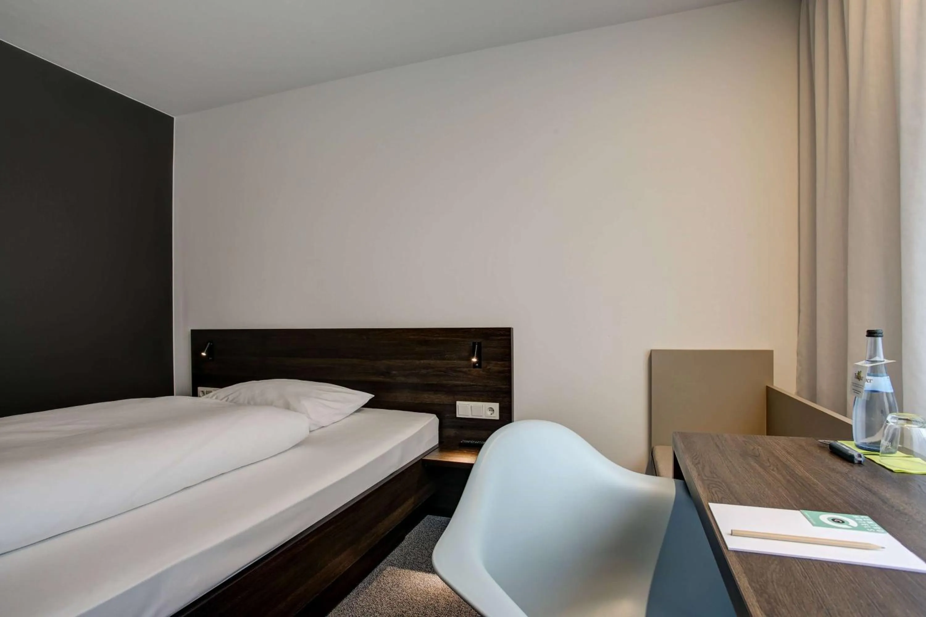 Photo of the whole room, Bed in Centro Park Hotel Stuttgart, Trademark Collection by Wyndham