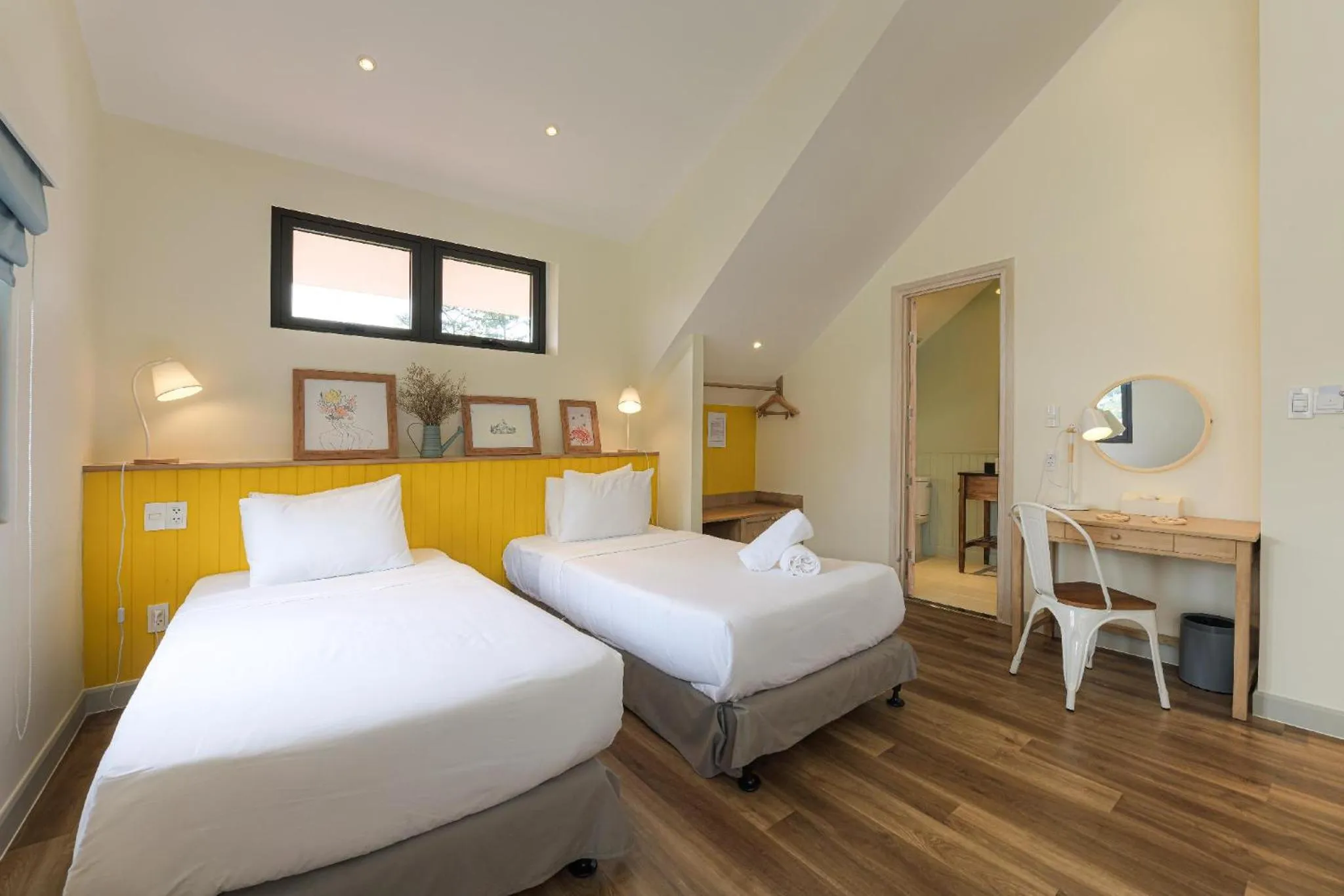 Photo of the whole room, Bed in La Em Boutique Villa