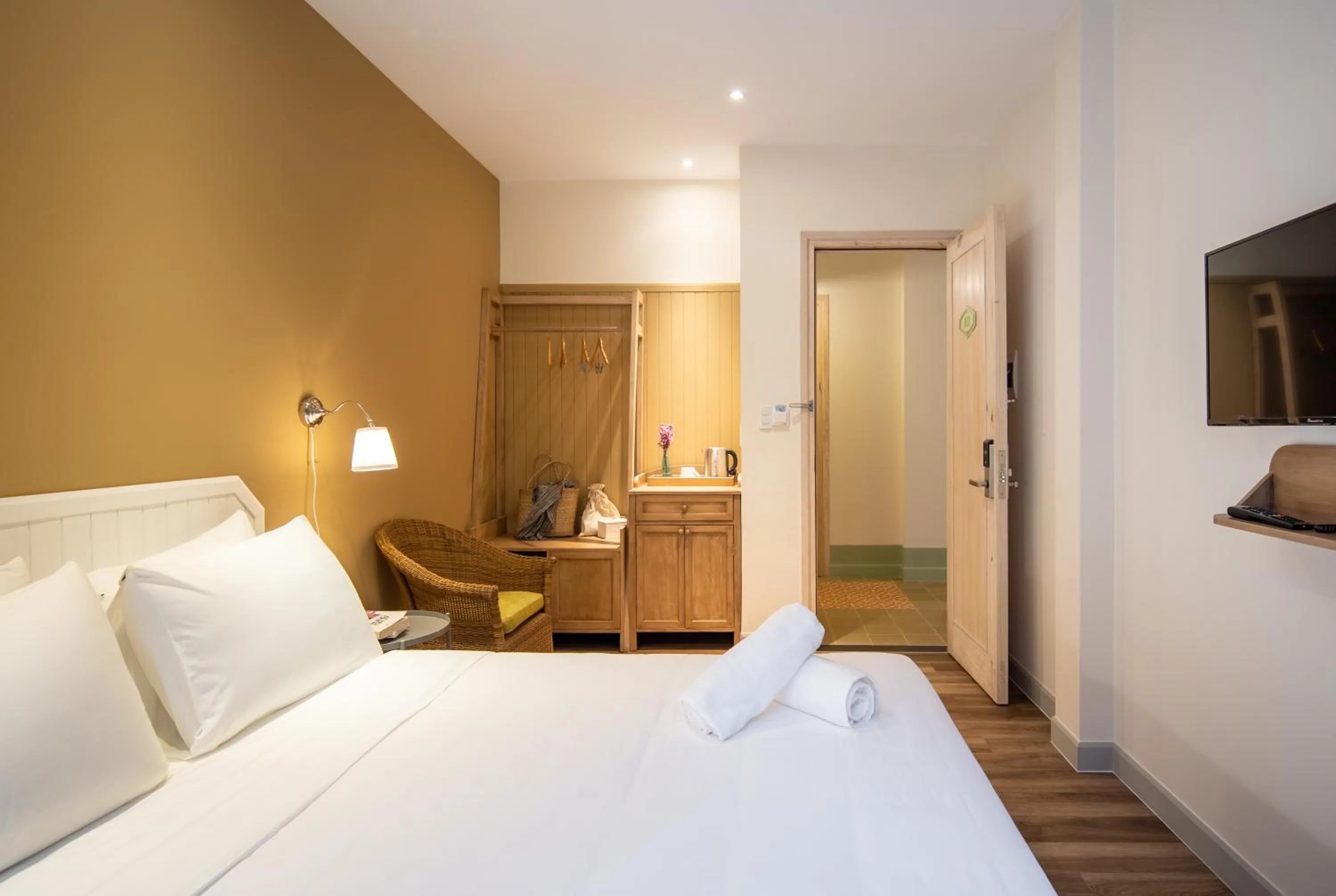 Photo of the whole room, Bed in La Em Boutique Villa