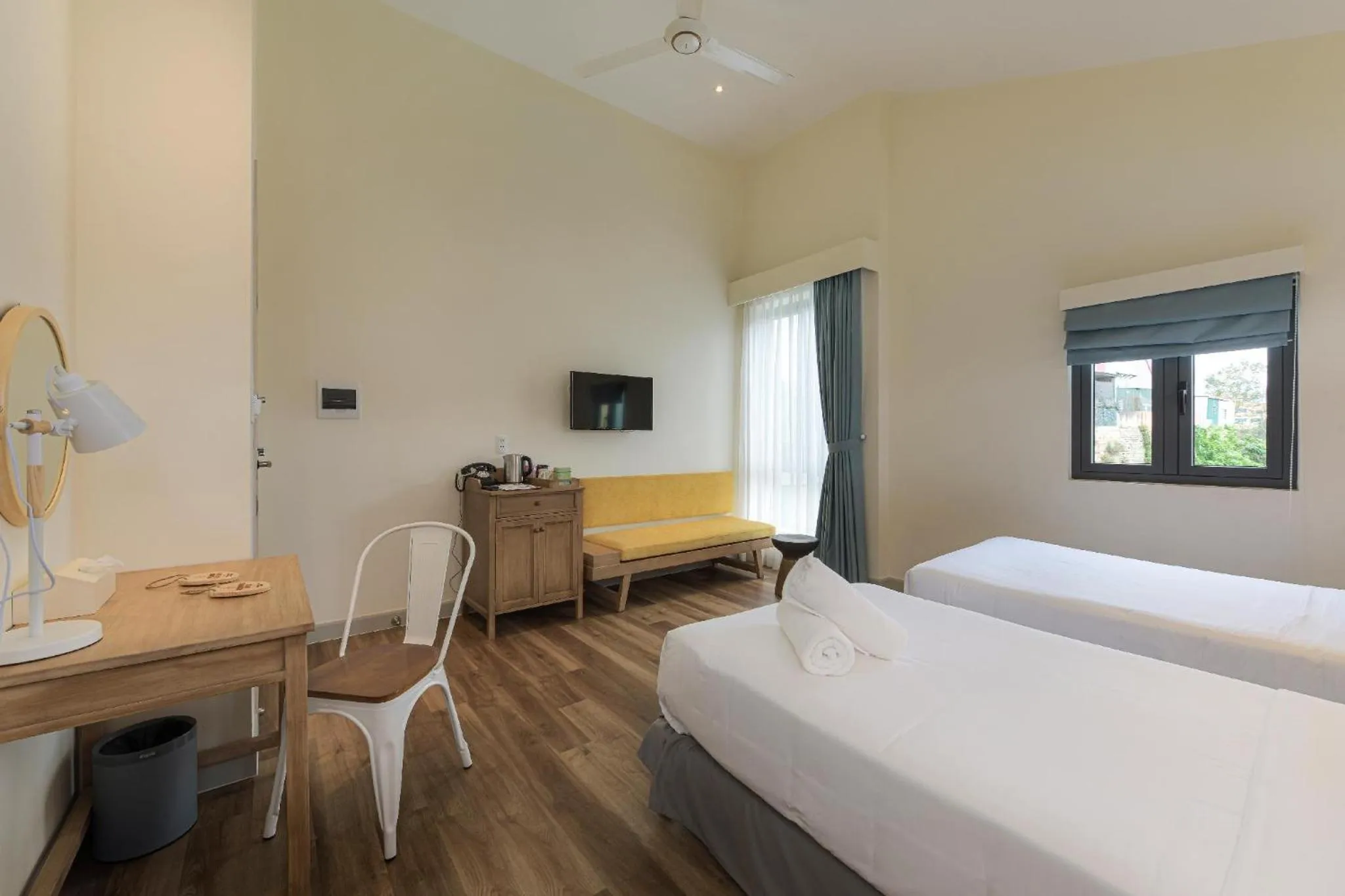 Photo of the whole room, Bed in La Em Boutique Villa