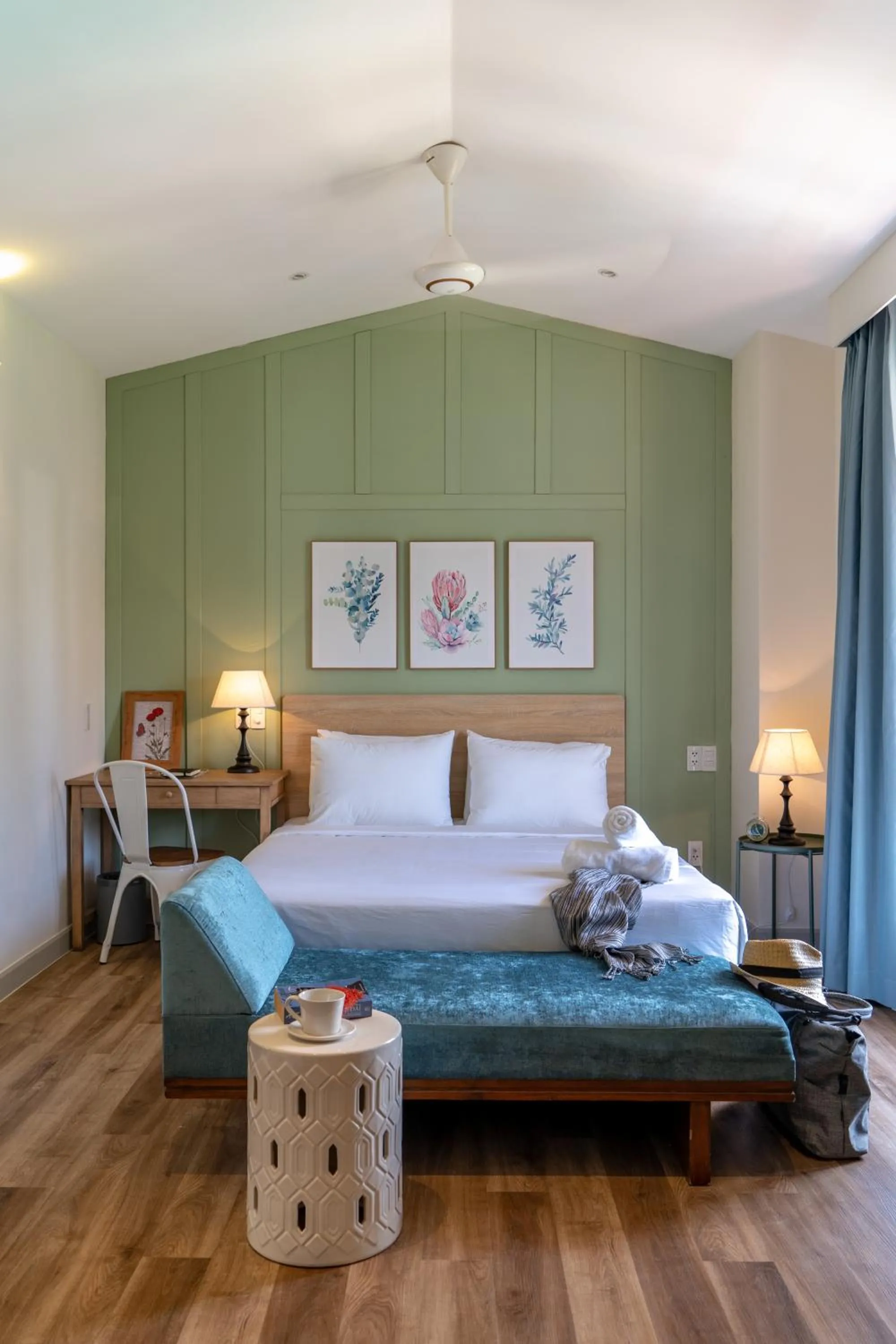 Photo of the whole room, Bed in La Em Boutique Villa