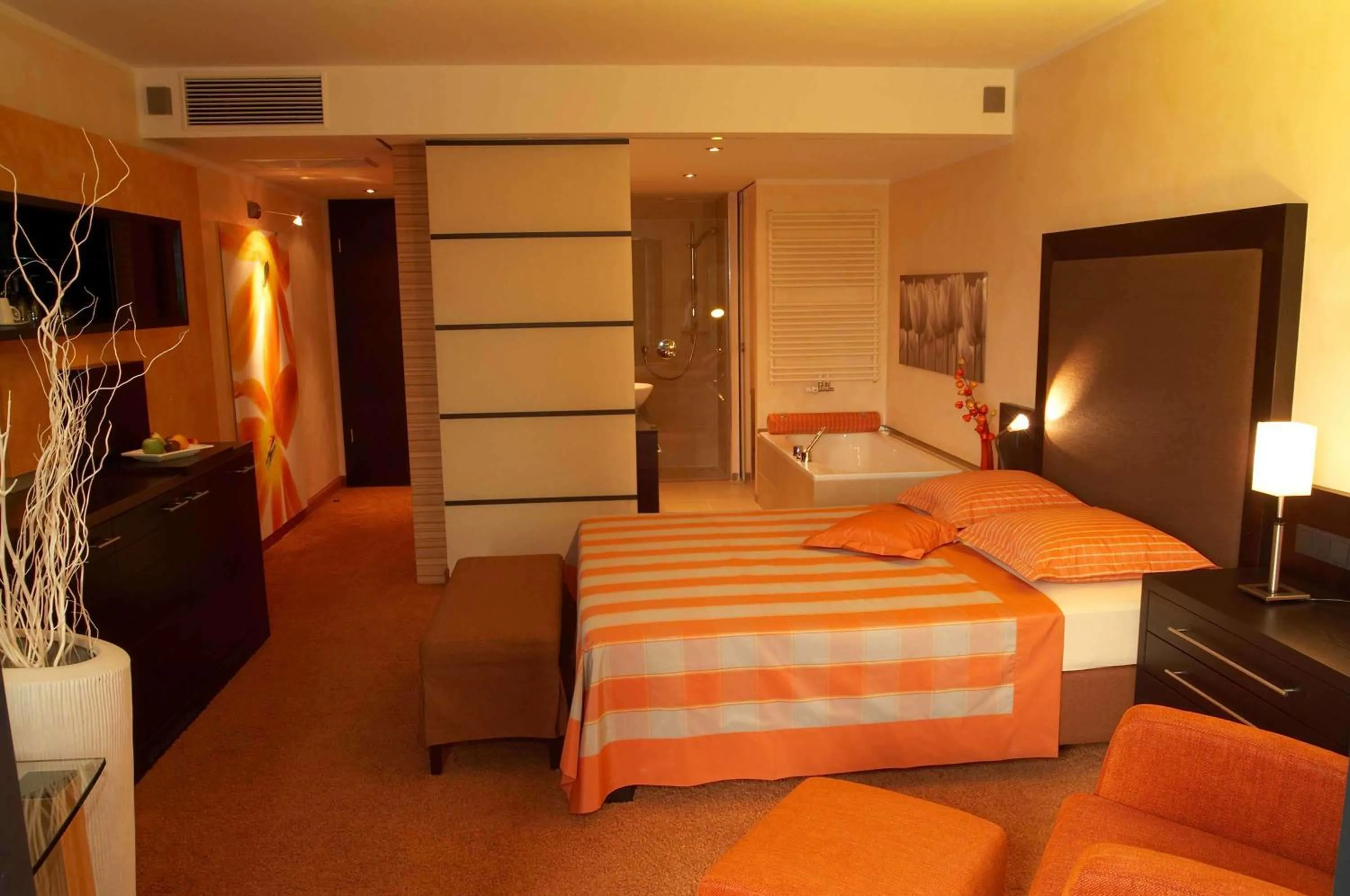 Bedroom, Bed in Atrium Hotel Mainz