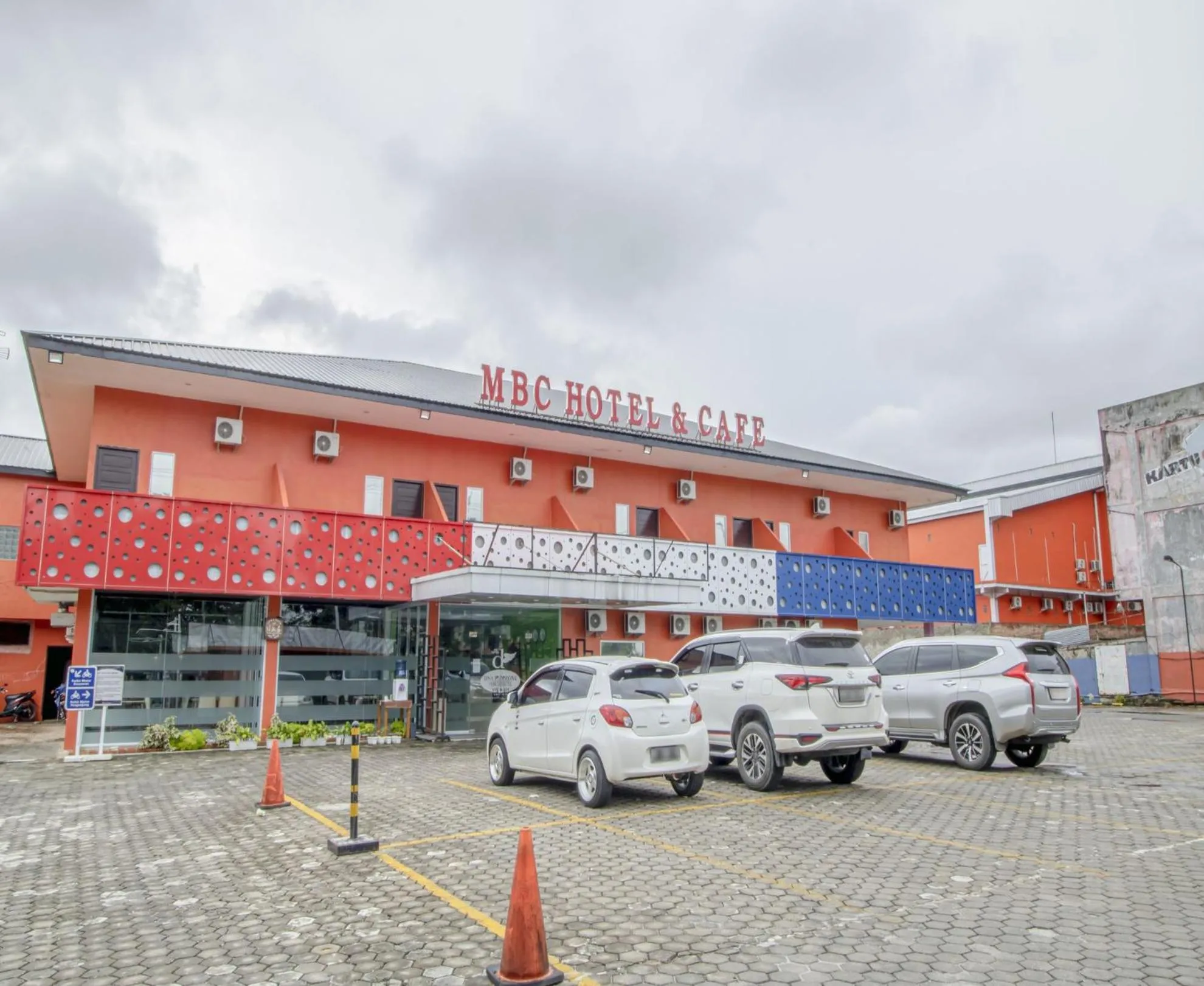 Property building in Dna Fun Zone Pekanbaru