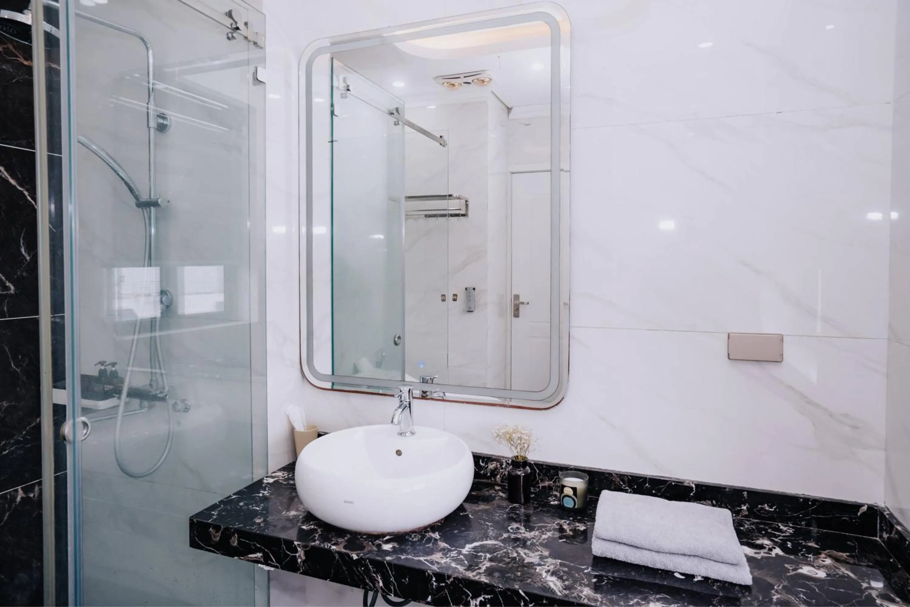 Shower in Merci Vinhomes Imperia Hai Phong