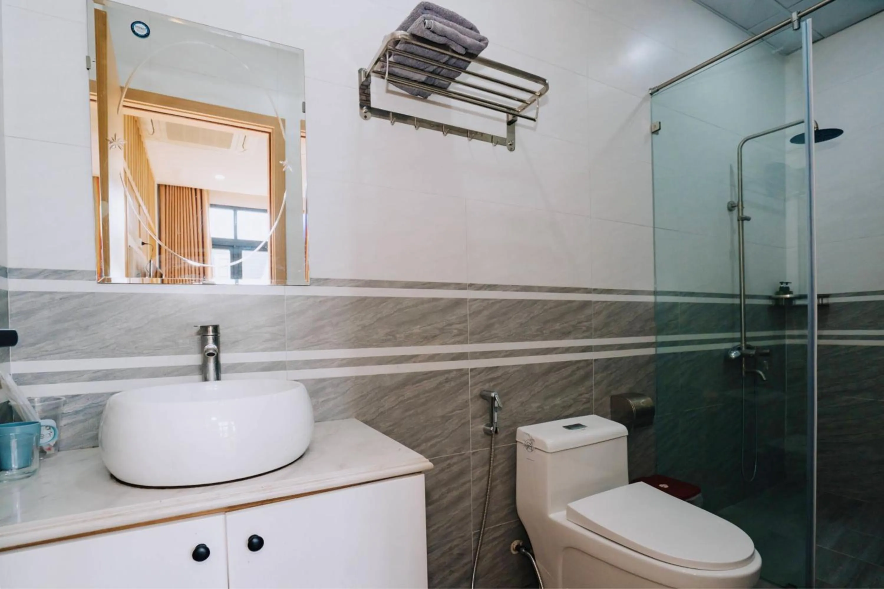 Shower in Merci Vinhomes Imperia Hai Phong