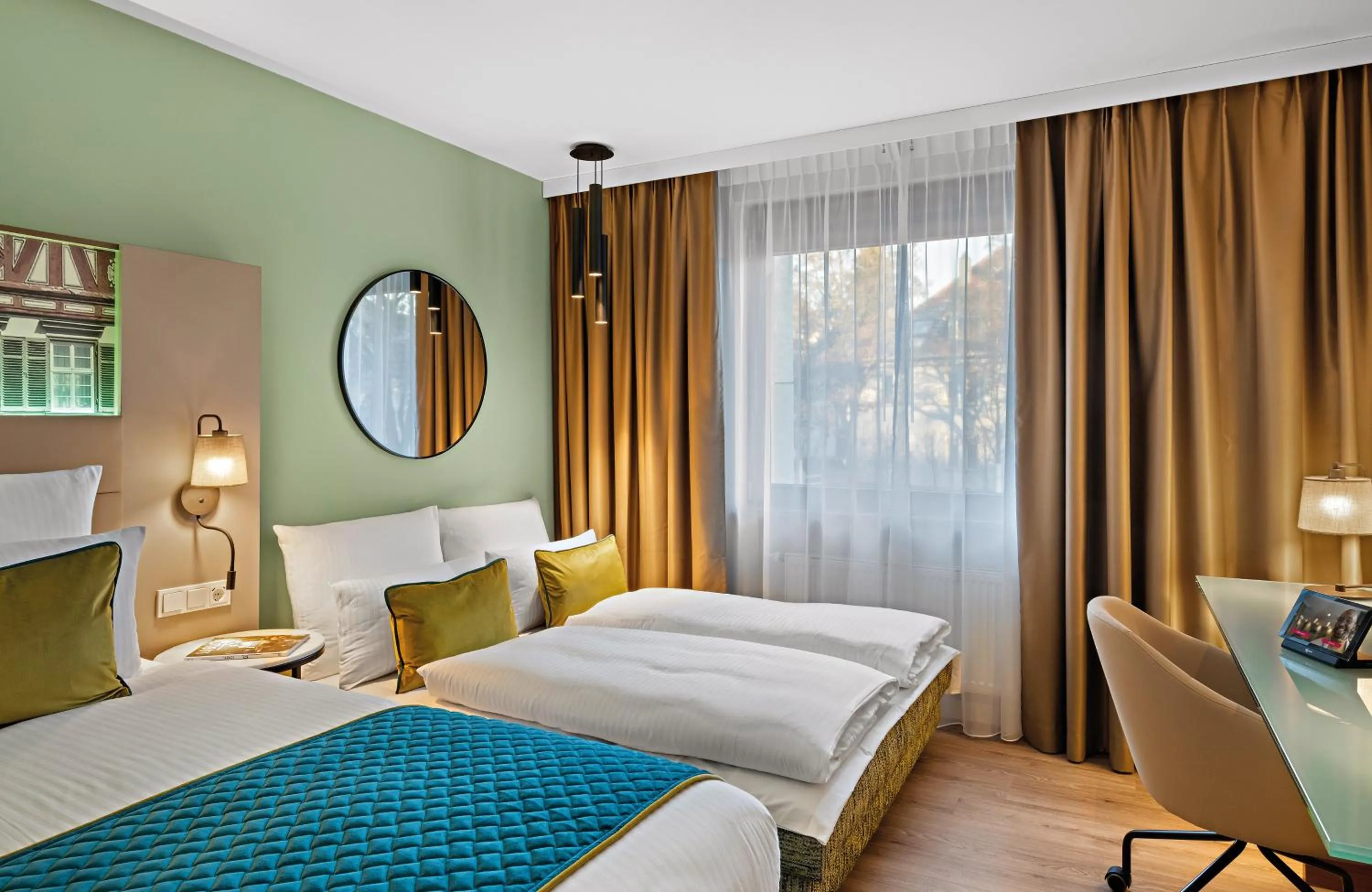 Photo of the whole room, Bed in Leonardo Hotel Esslingen