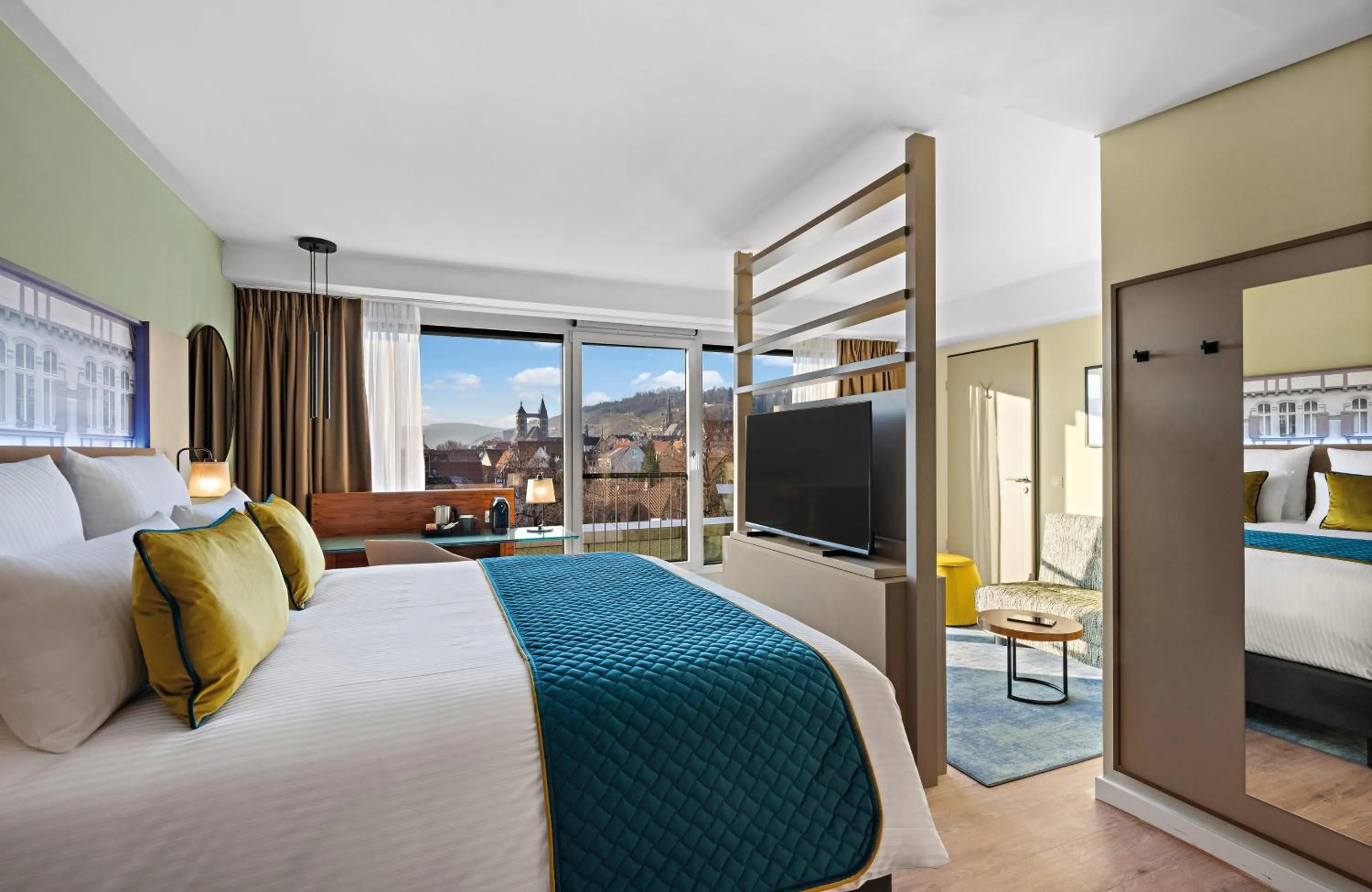 Photo of the whole room, Bed in Leonardo Hotel Esslingen