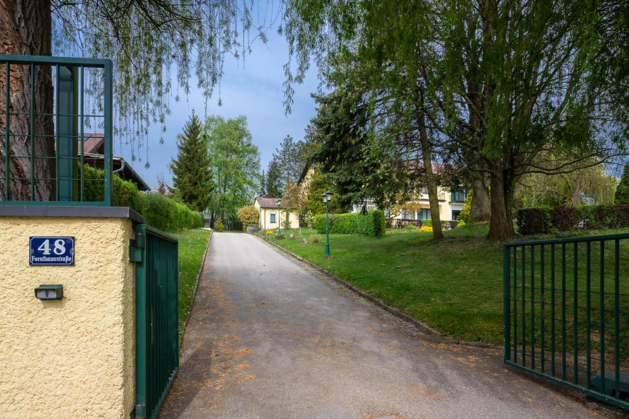 Facade/entrance in Landhaus zu Kürenberg
