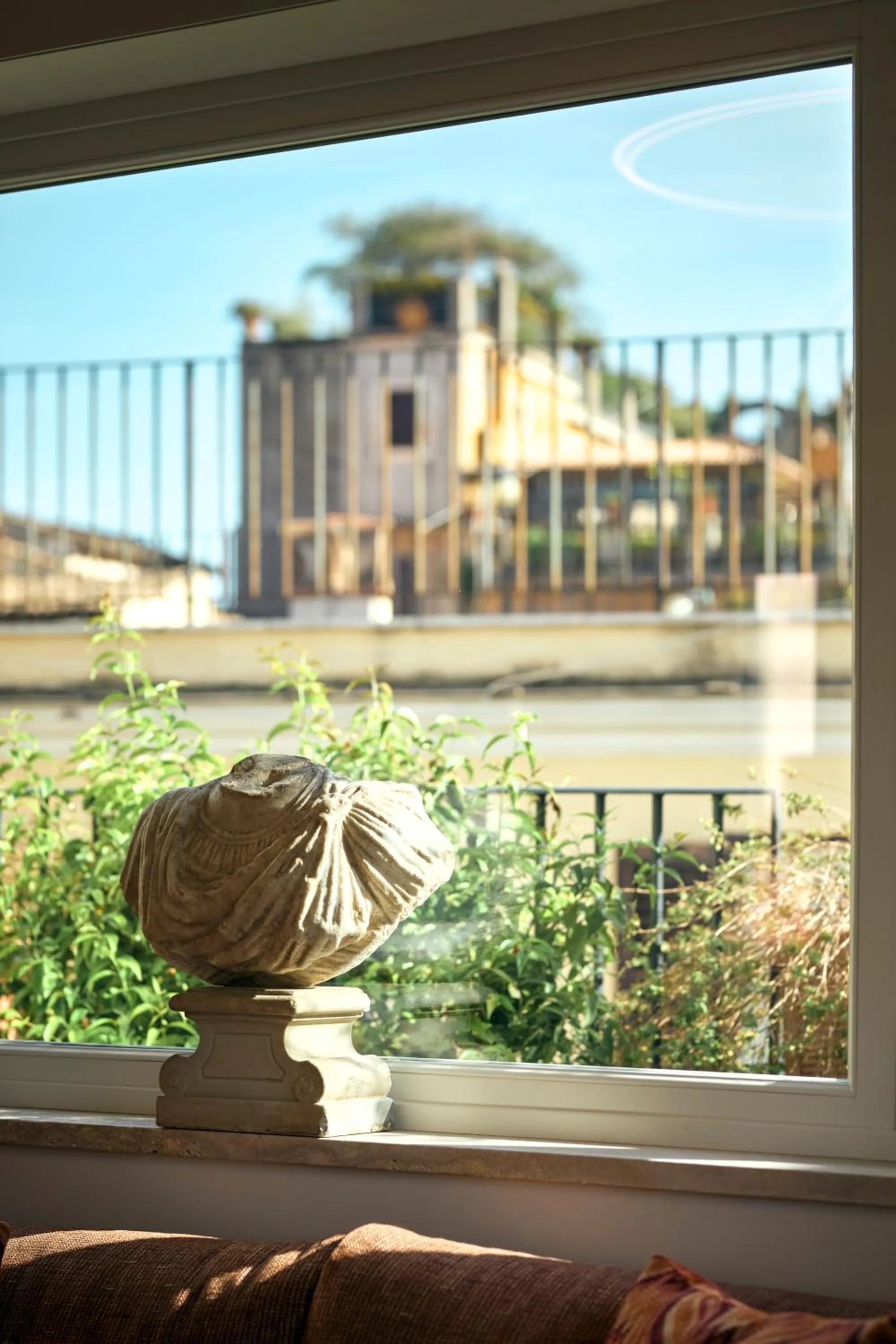 Decorative detail in Palazzo Delle Pietre - Luxury Apartments
