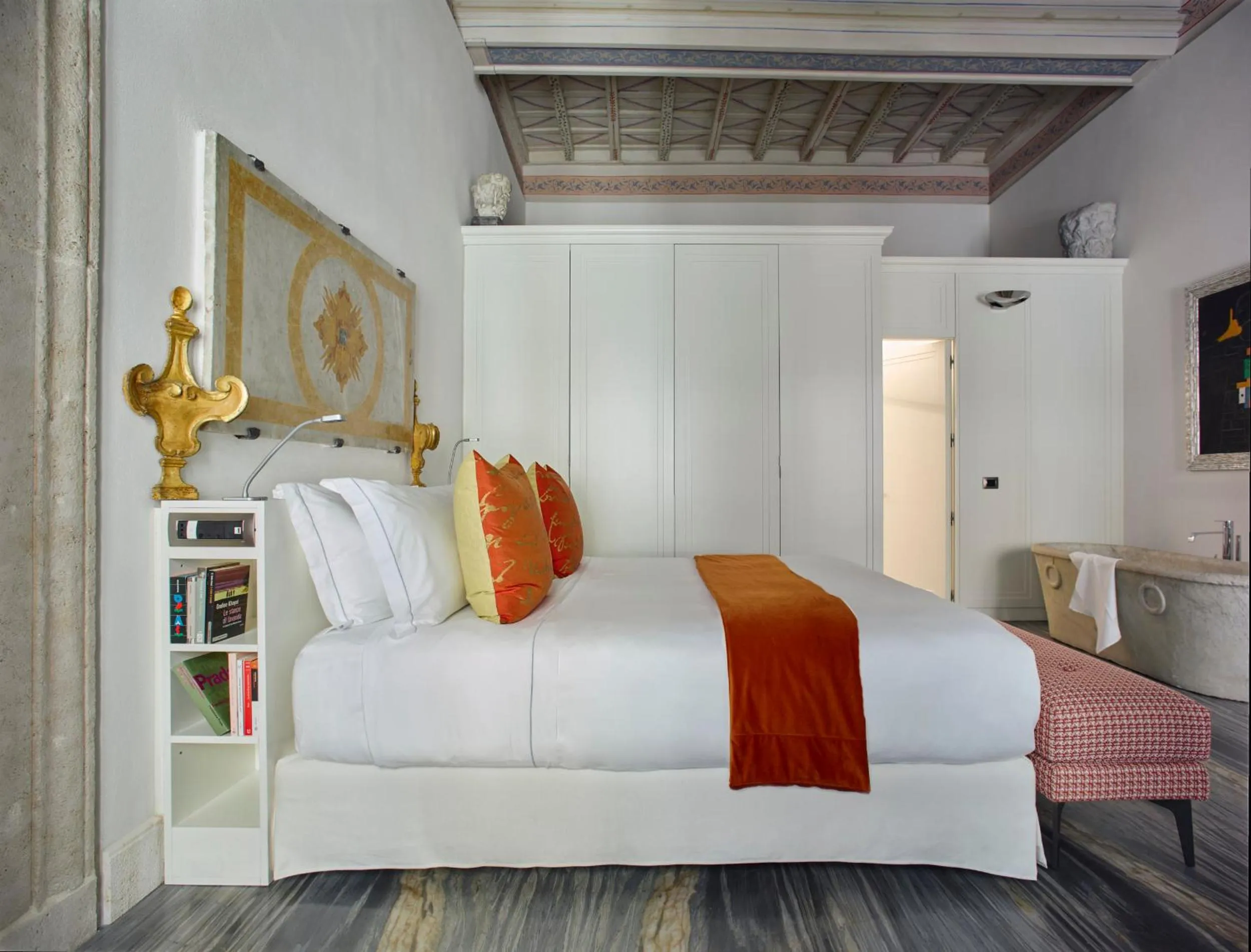 Bedroom, Bed in Palazzo Delle Pietre - Luxury Apartments