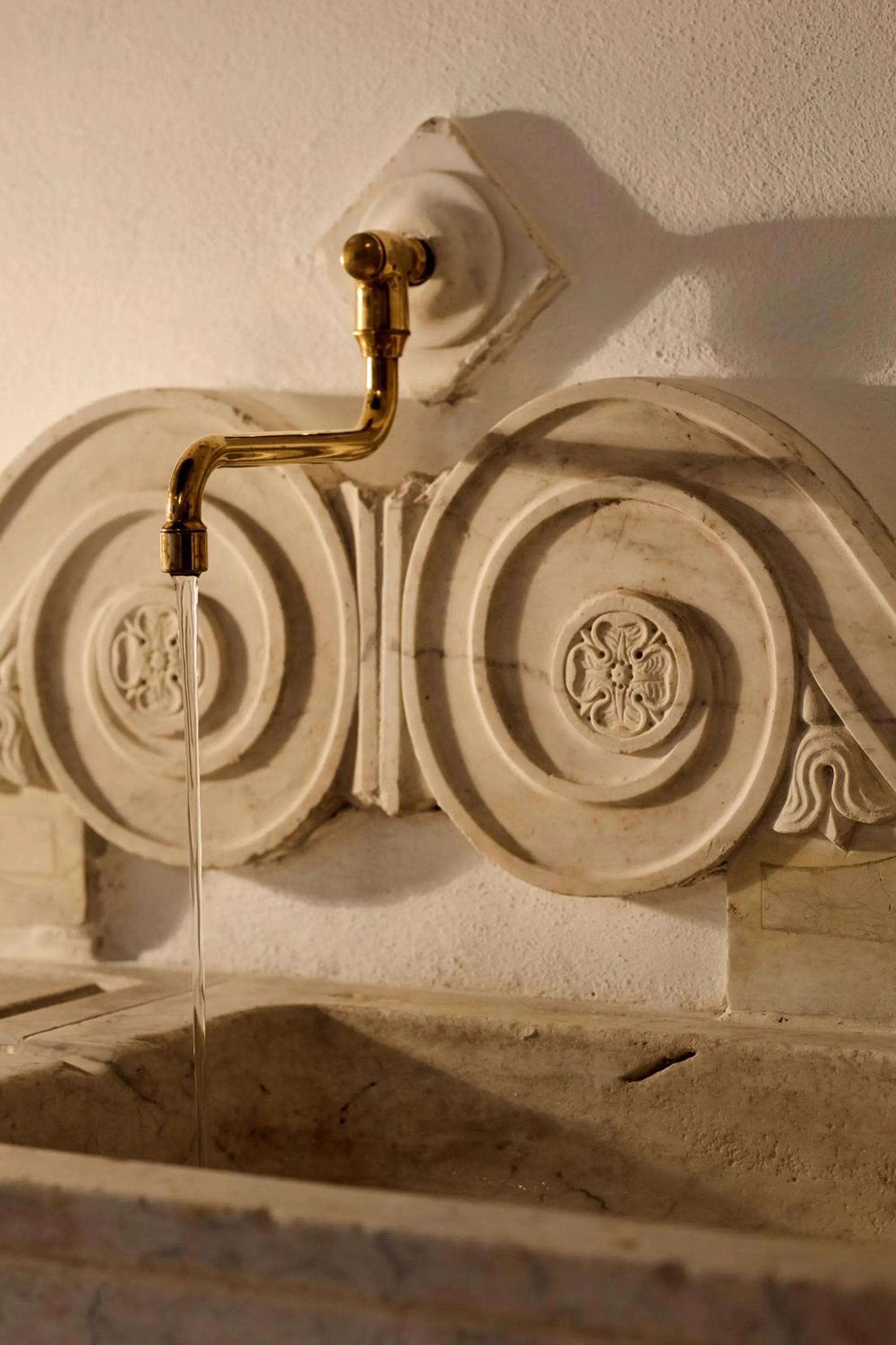Decorative detail in Palazzo Delle Pietre - Luxury Apartments
