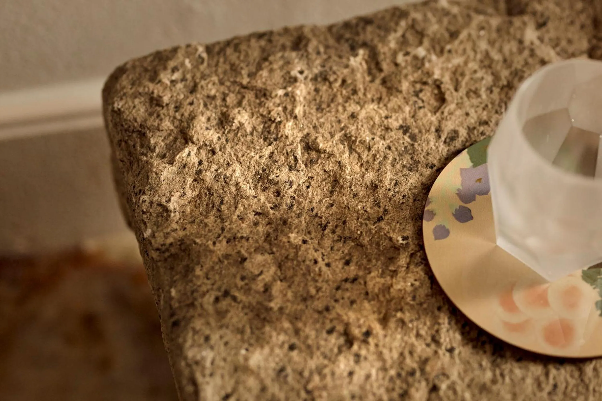 Decorative detail in Palazzo Delle Pietre - Luxury Apartments