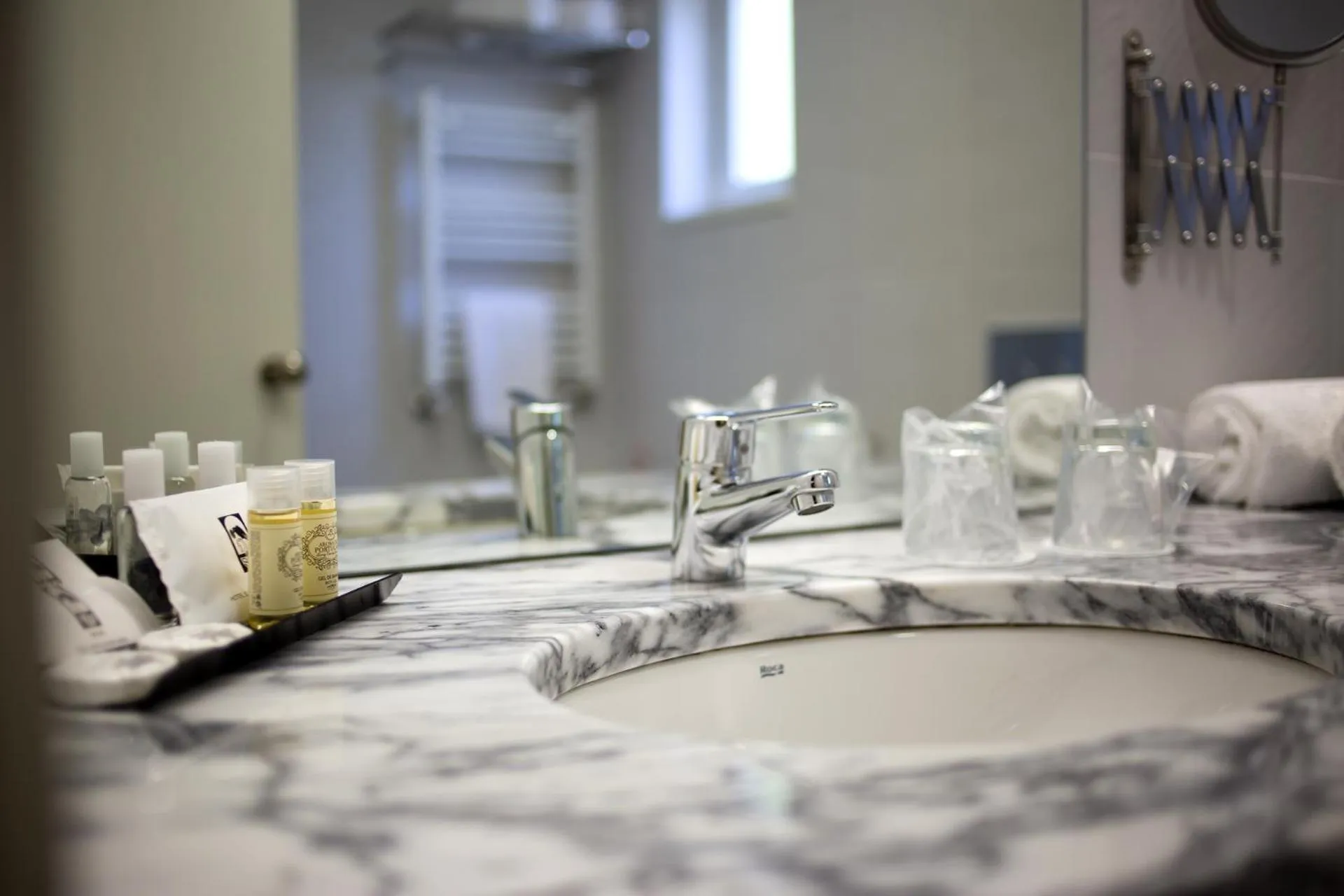 Shower in Hotel São Bento da Porta Aberta & Spa