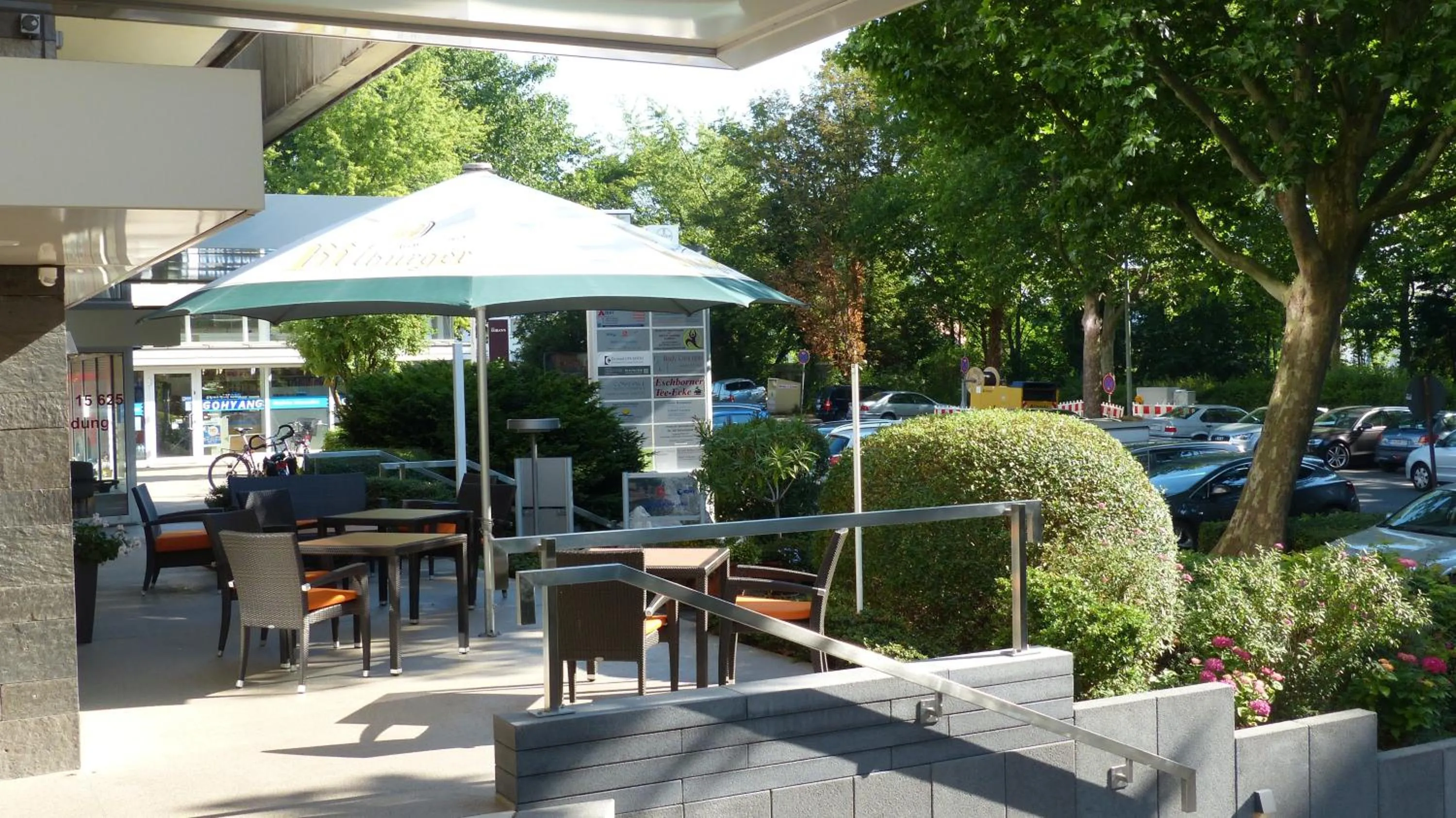 Restaurant/places to eat in Central Hotel Eschborn