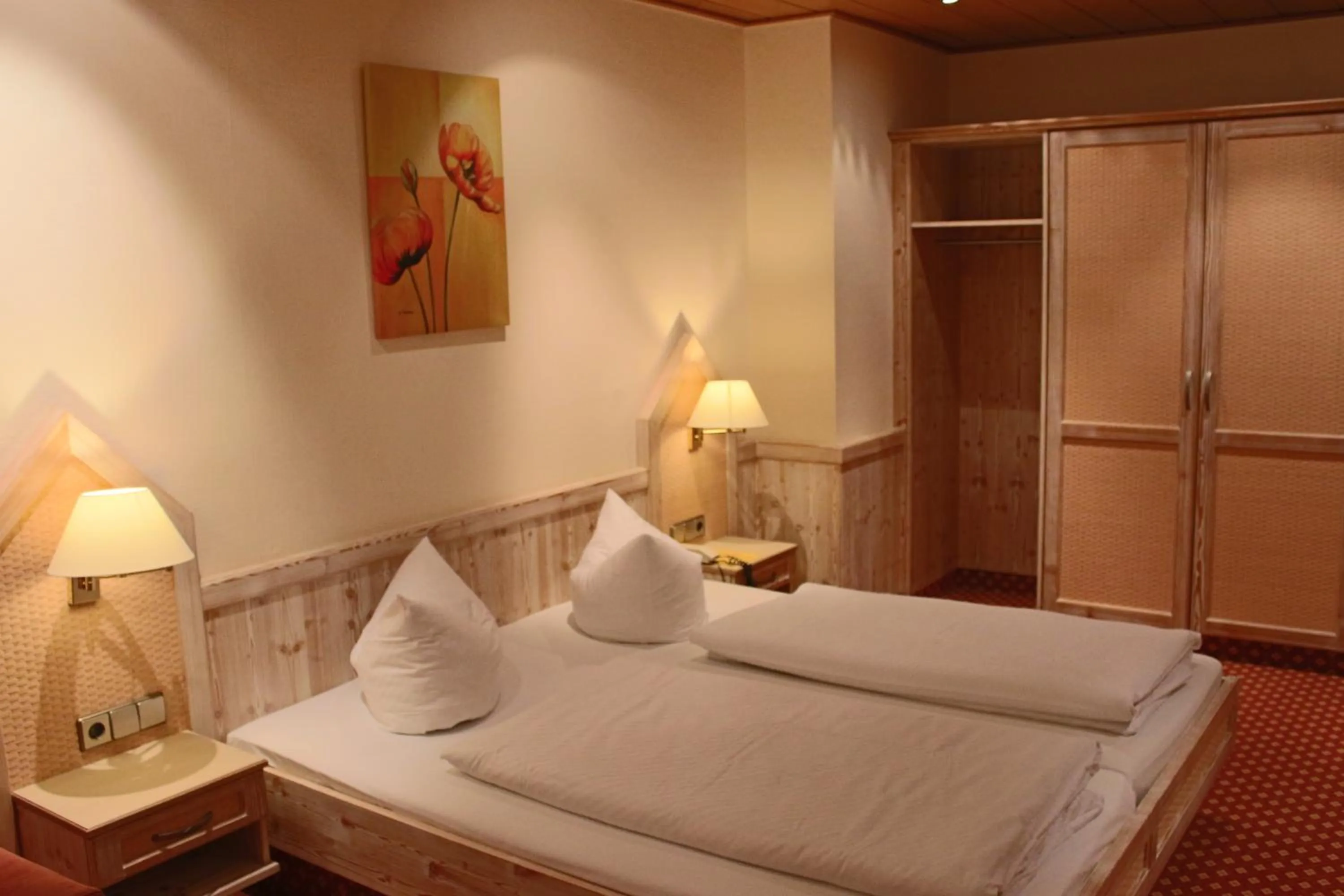 Bedroom, Bed in Central-Hotel