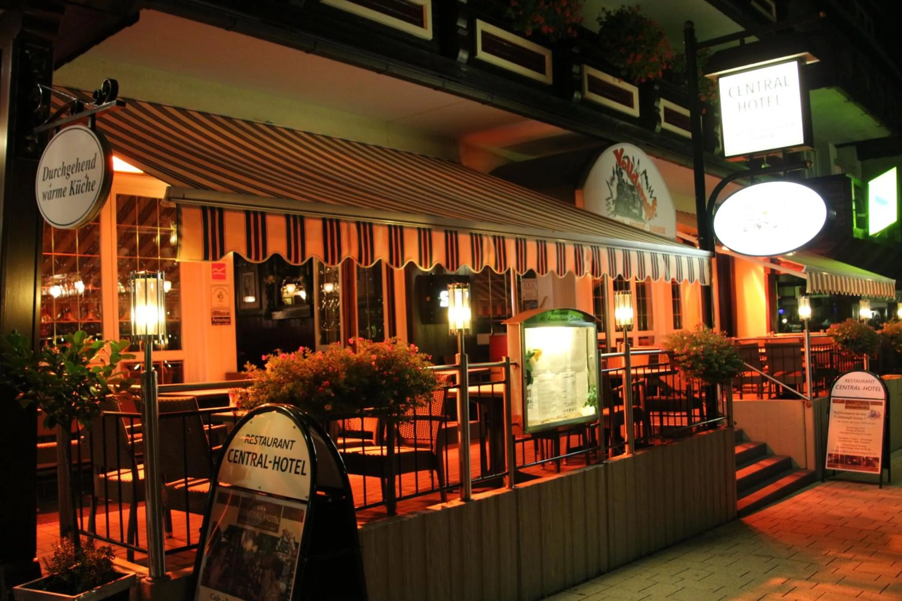 Property building in Central-Hotel