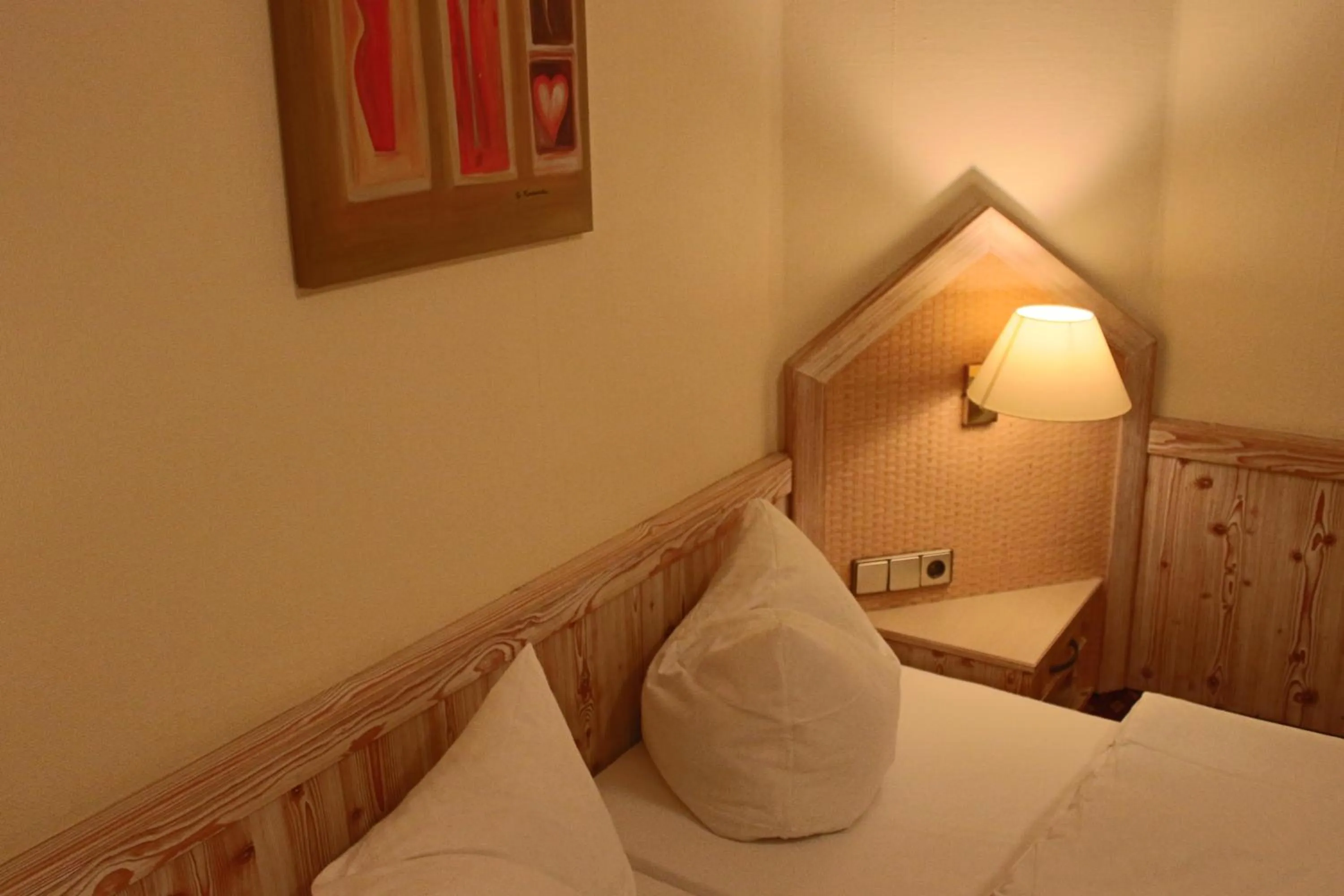 Decorative detail, Bed in Central-Hotel