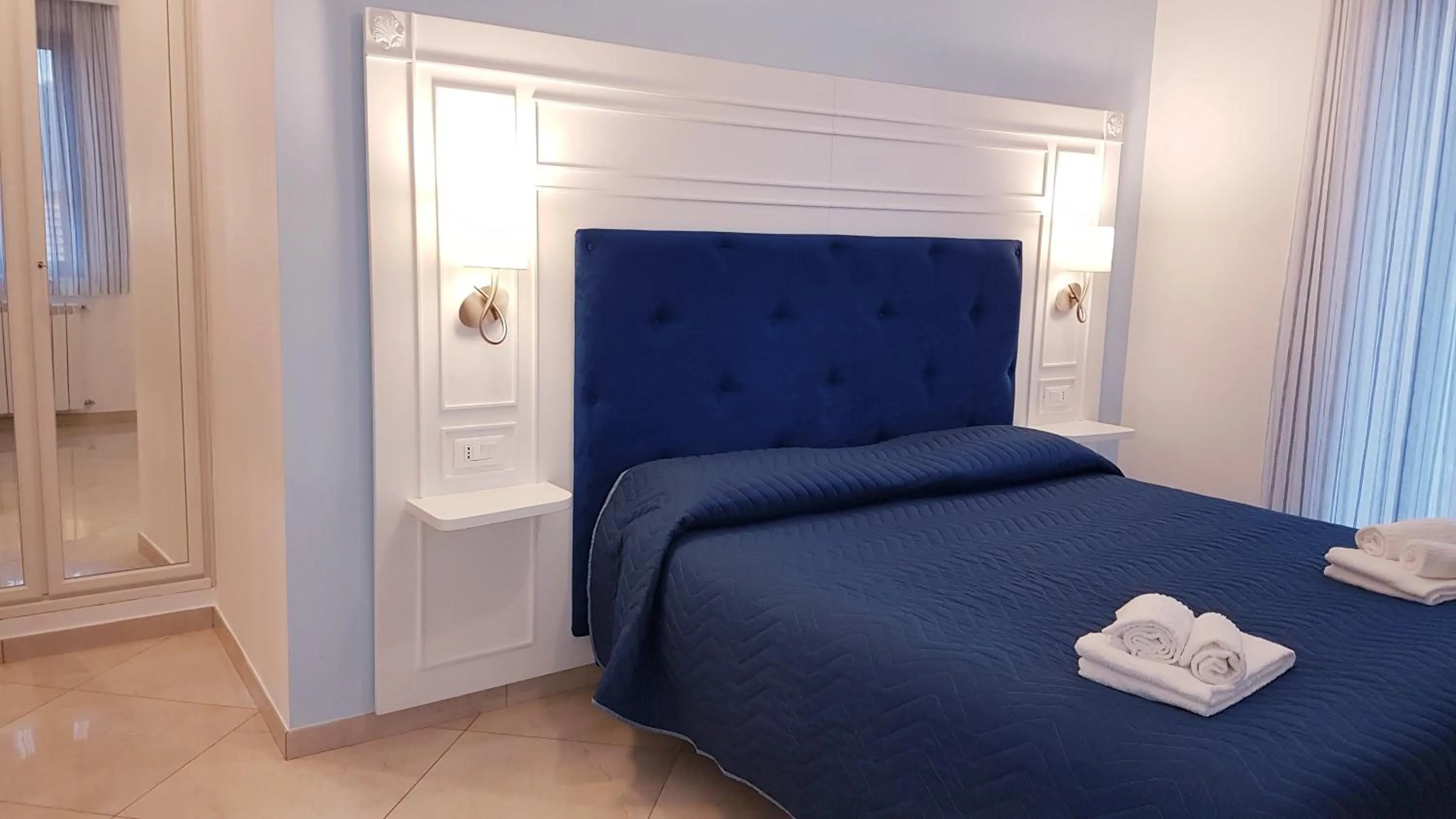 Bedroom, Bed in Olimpo degli Dei