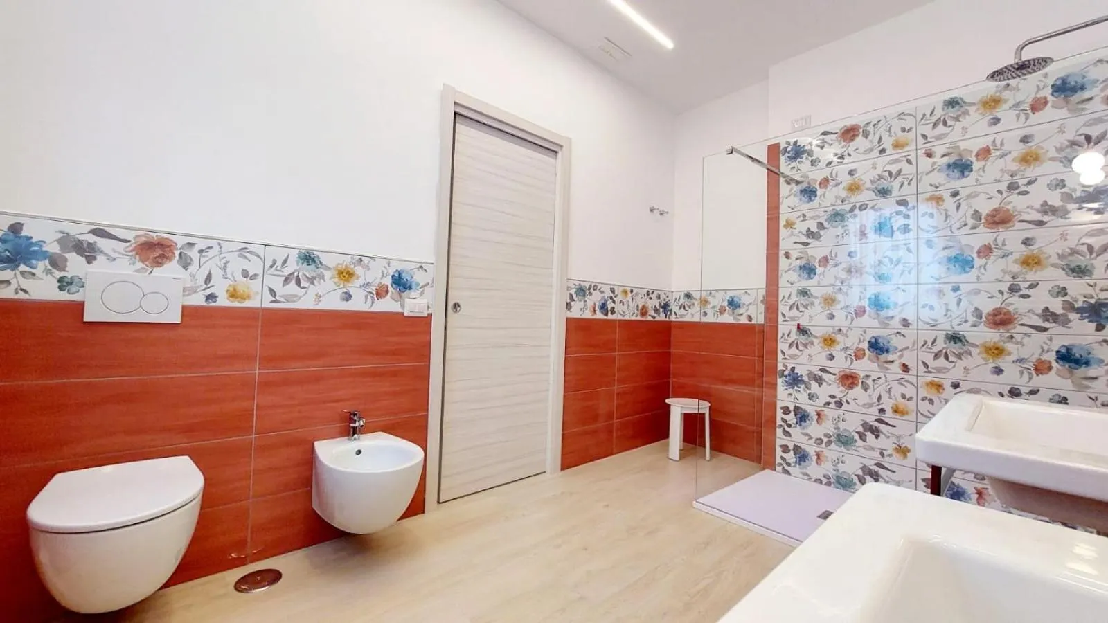 Shower in Olimpo degli Dei