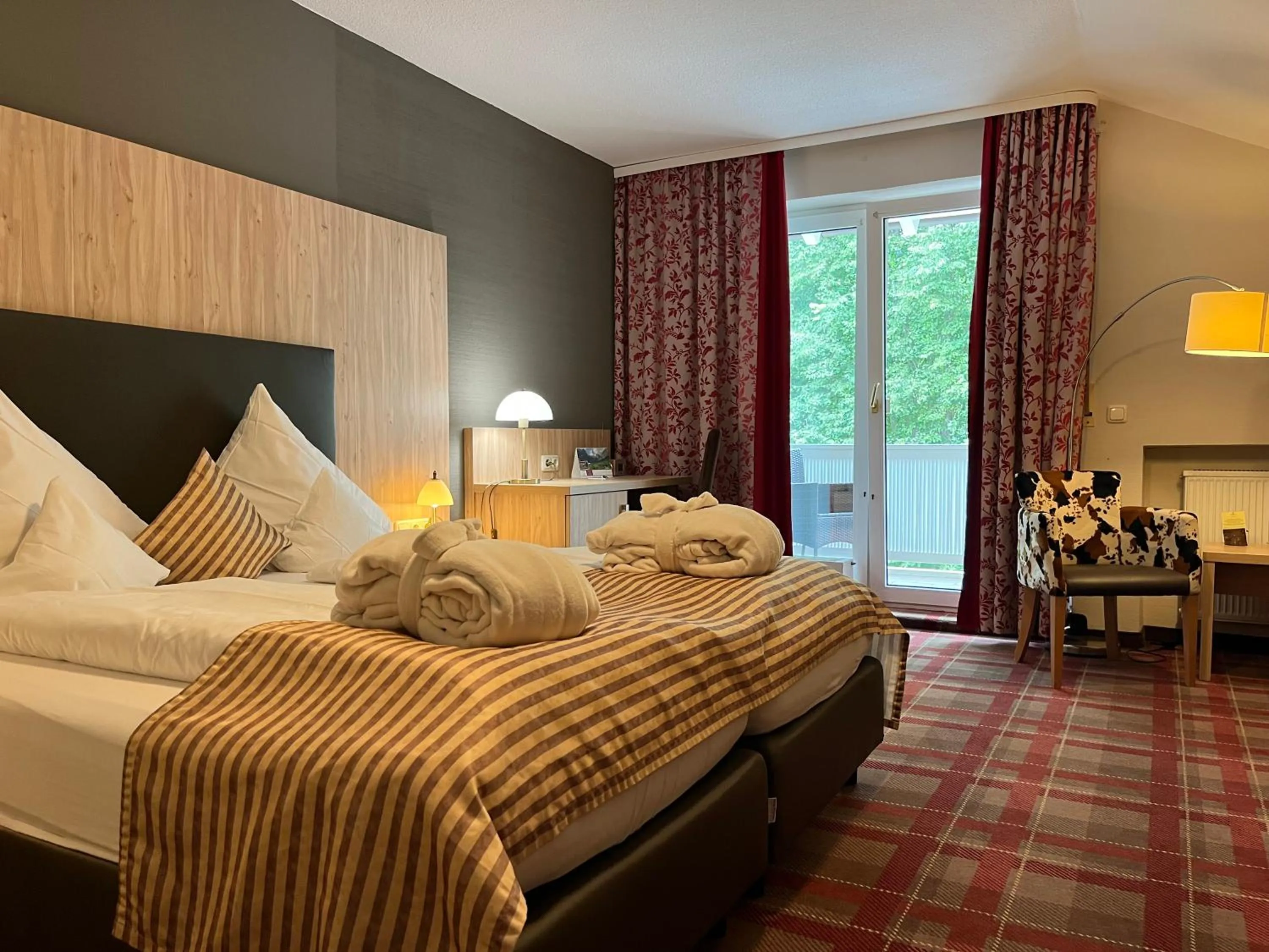 Photo of the whole room, Bed in Ringhotel Sonneck