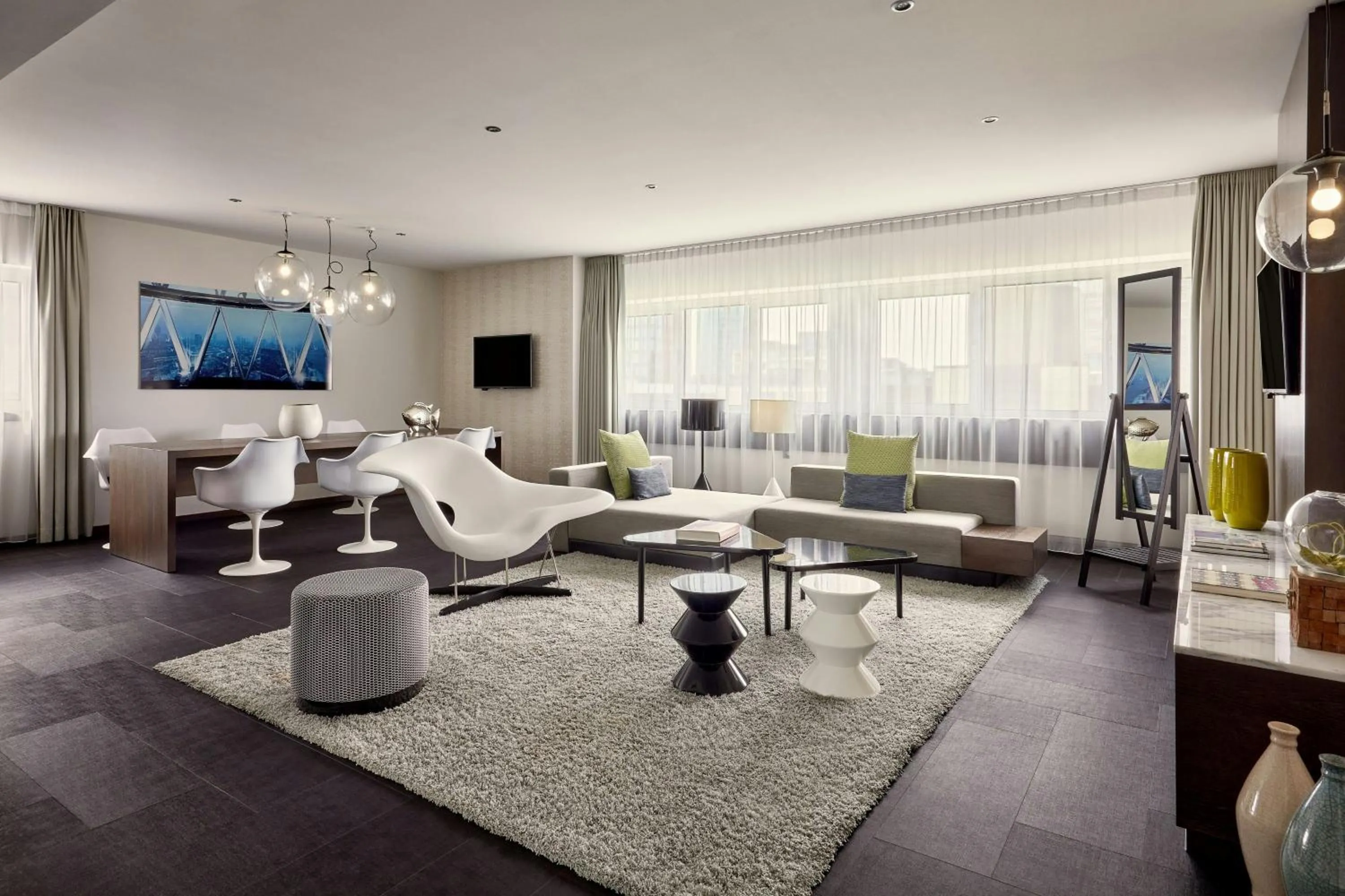 Living room in Le Méridien Frankfurt