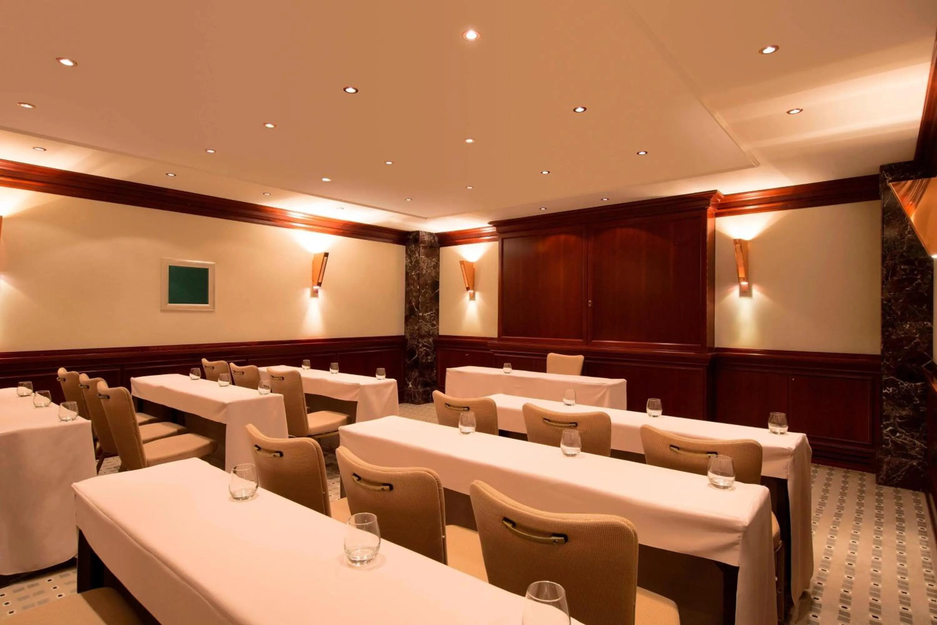 Meeting/conference room in Le Méridien Stuttgart