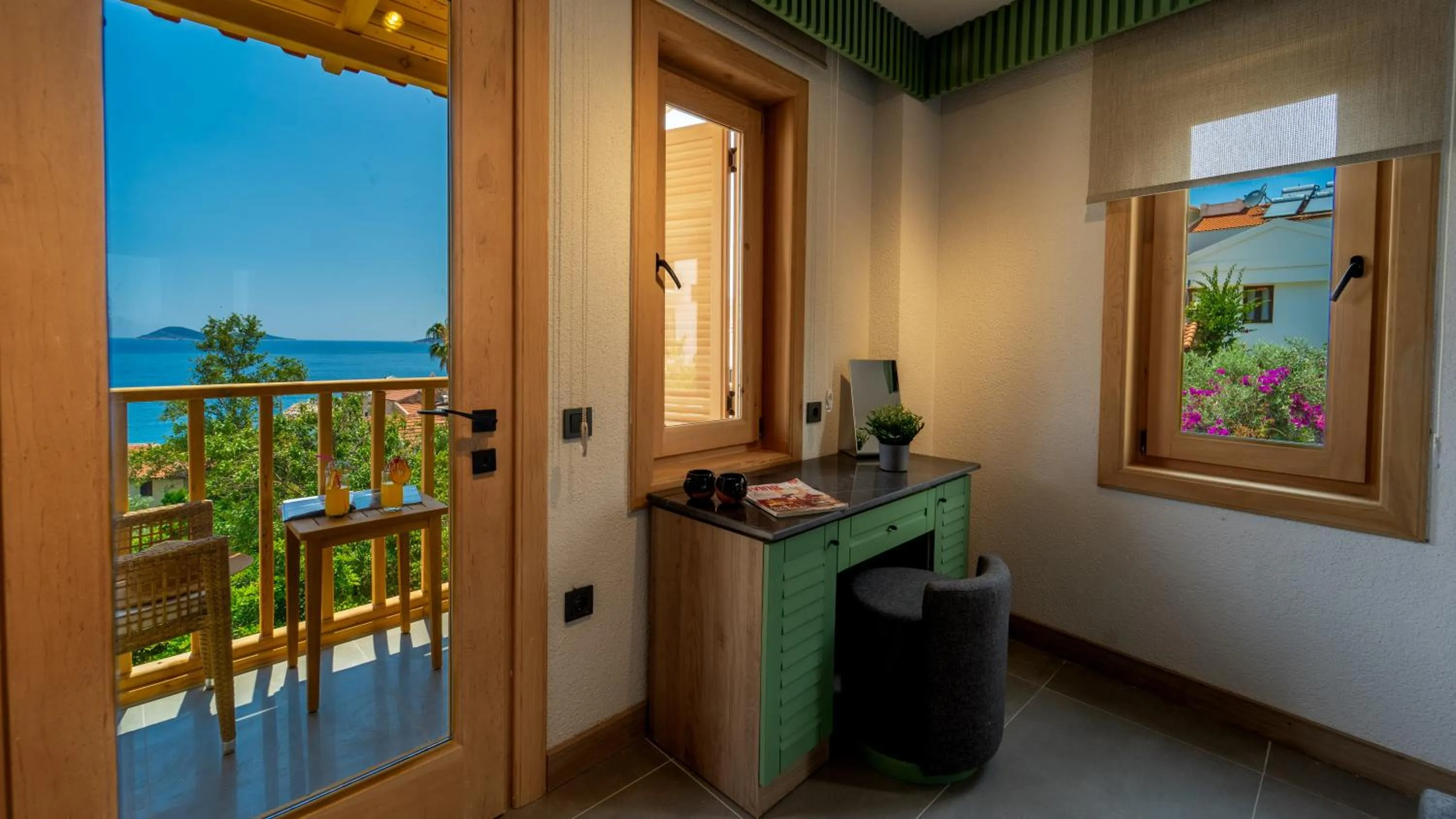 Sea view in Pier House Hotel