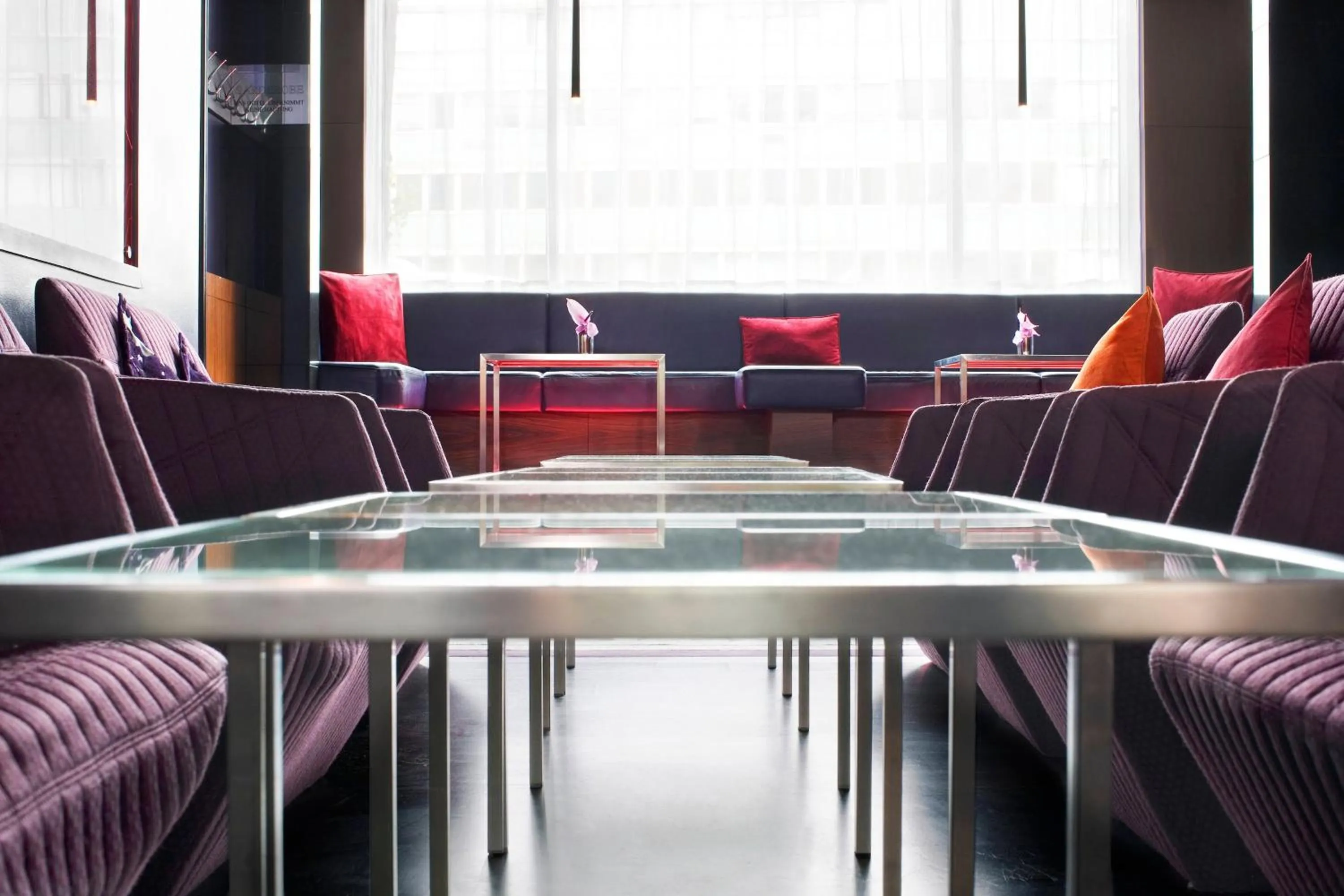 Restaurant/places to eat in Le Meridien Munich