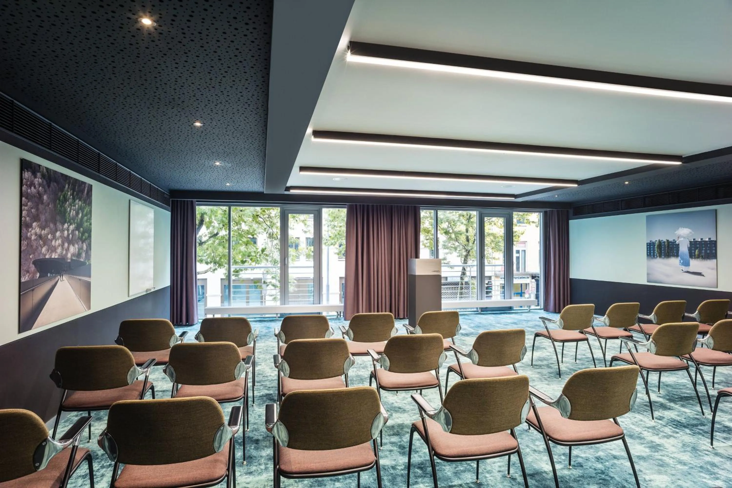 Meeting/conference room in Le Meridien Munich