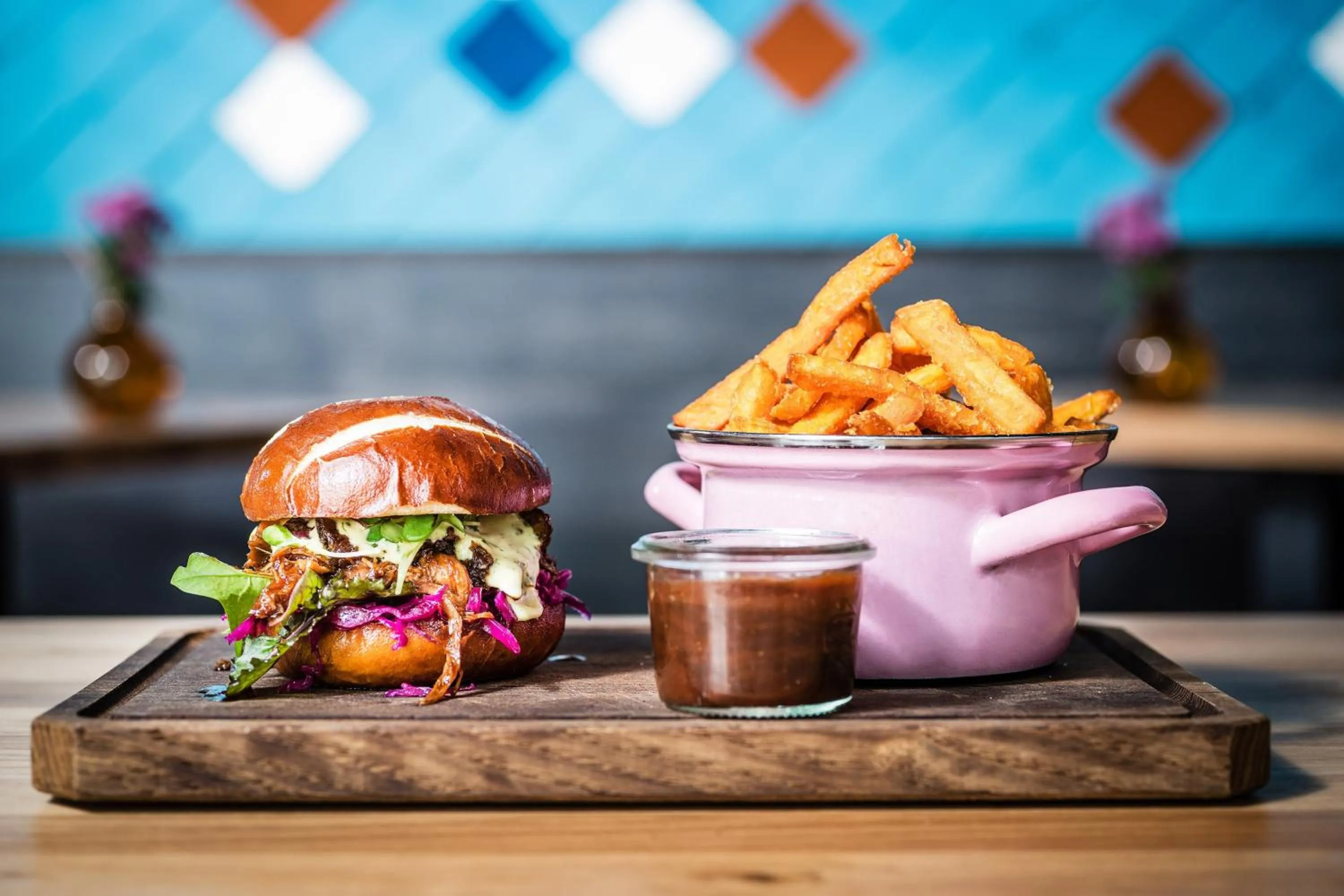 Restaurant/places to eat in Le Meridien Munich