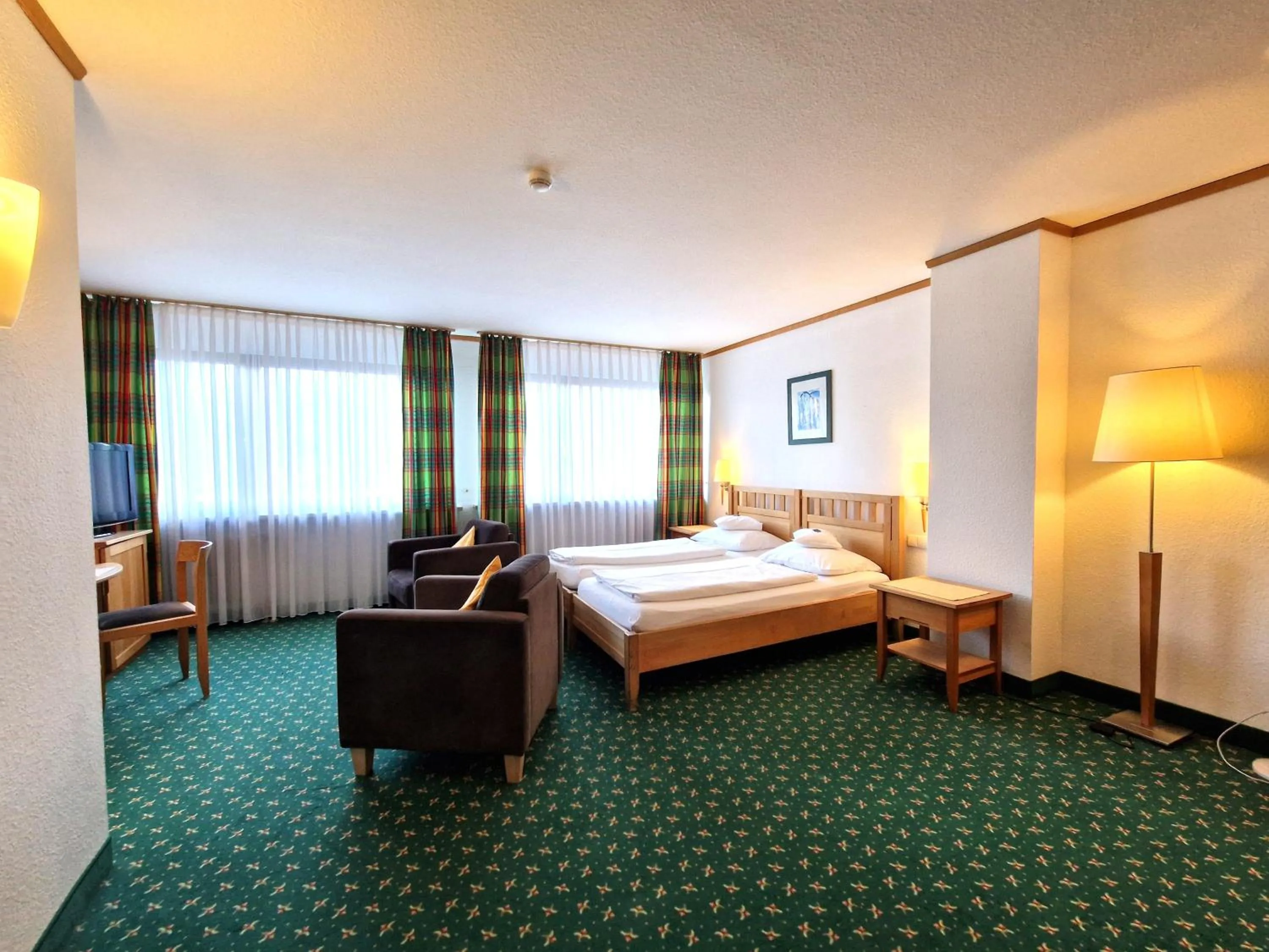 Bed in Badhotel Restaurant Stauferland