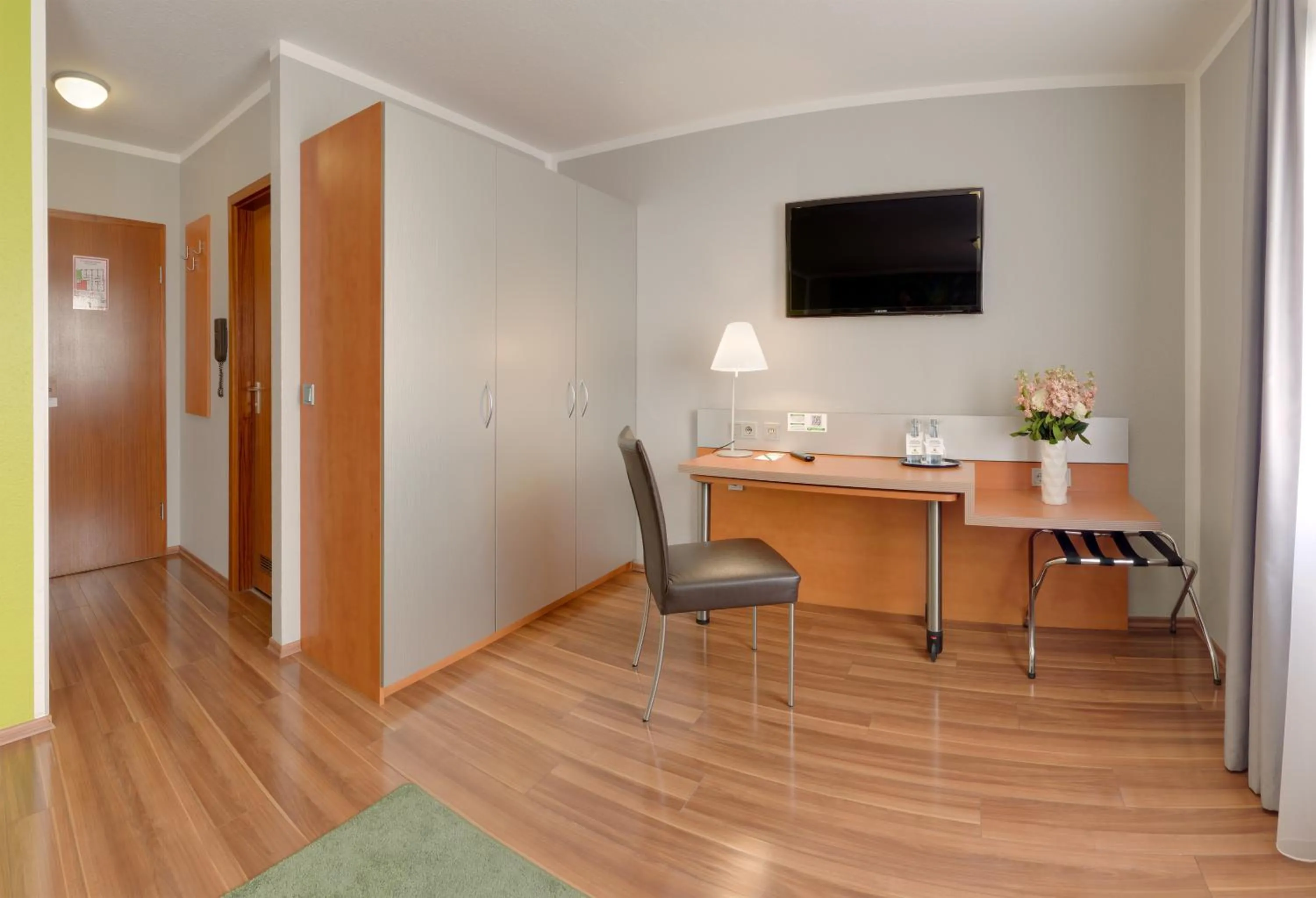 TV and multimedia in attimo Hotel Stuttgart***S