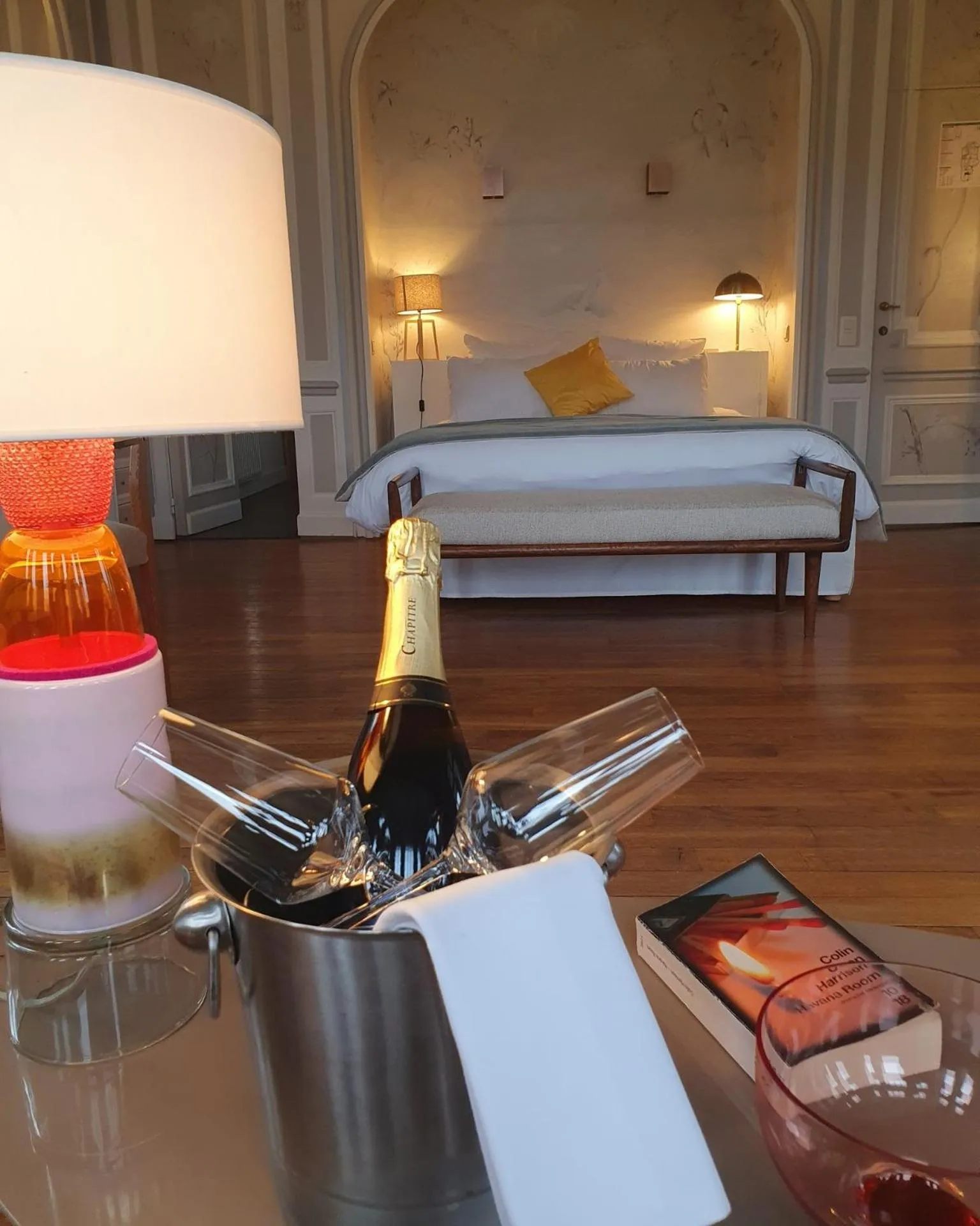 Drinks, Bed in Les Sorbiers