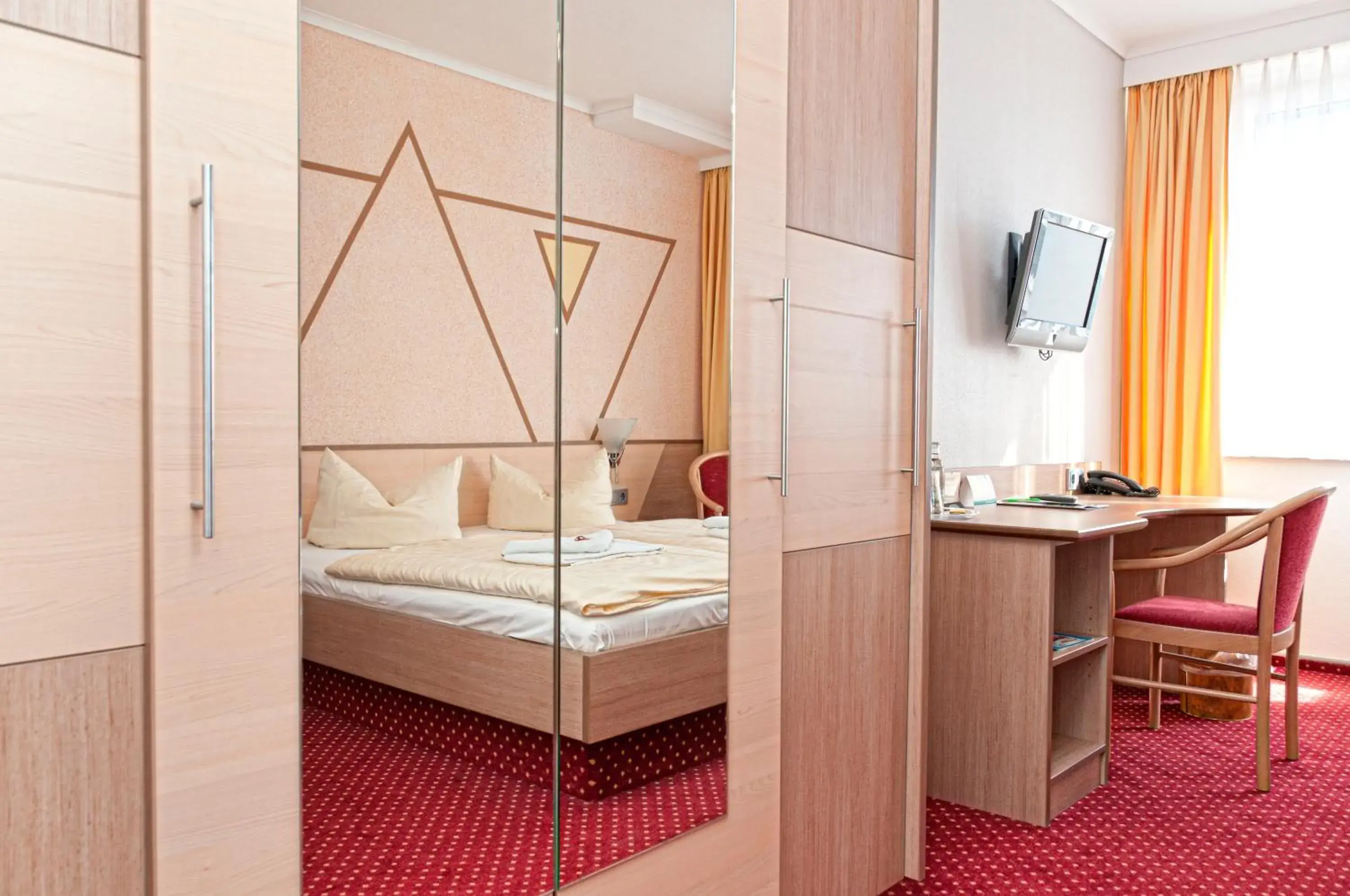 Comfort Double Room with Balcony in WAGNERS Sporthotel Oberhof Comfort Double Room with Balcony in WAGNERS Sporthotel Oberhof