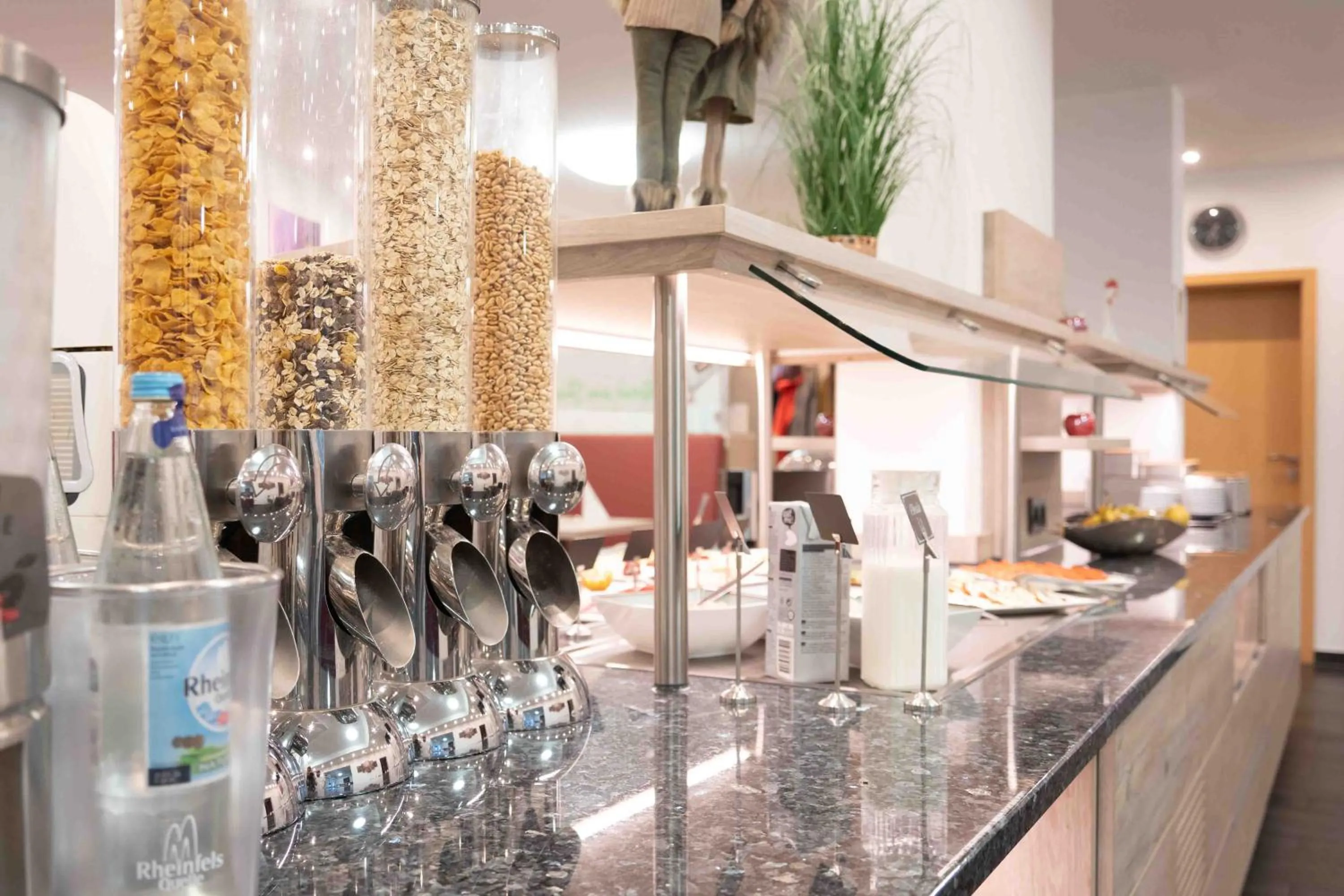 Buffet breakfast in Hotel Am Freischütz