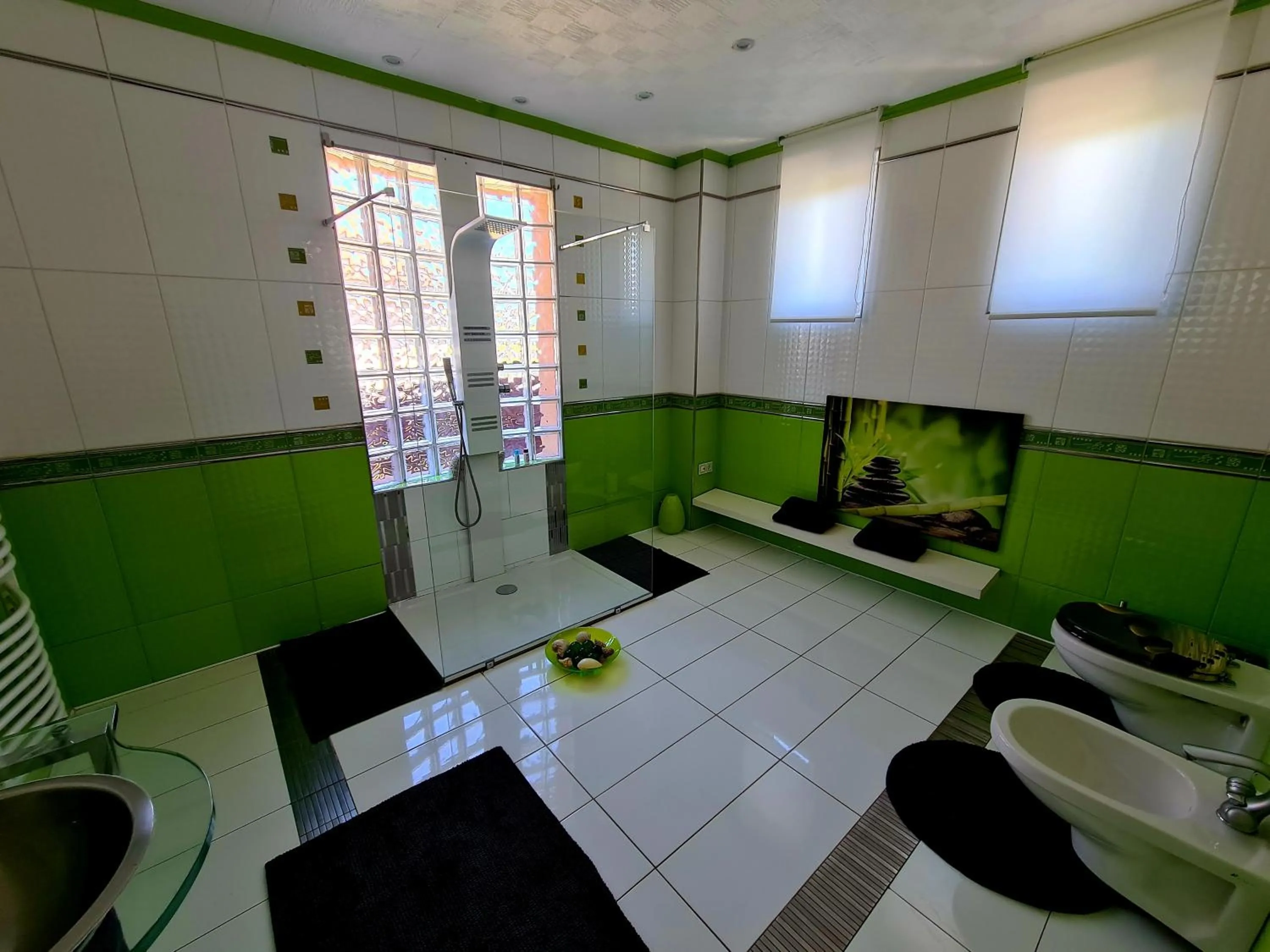 Bathroom in Airport Luxury Apartman 42