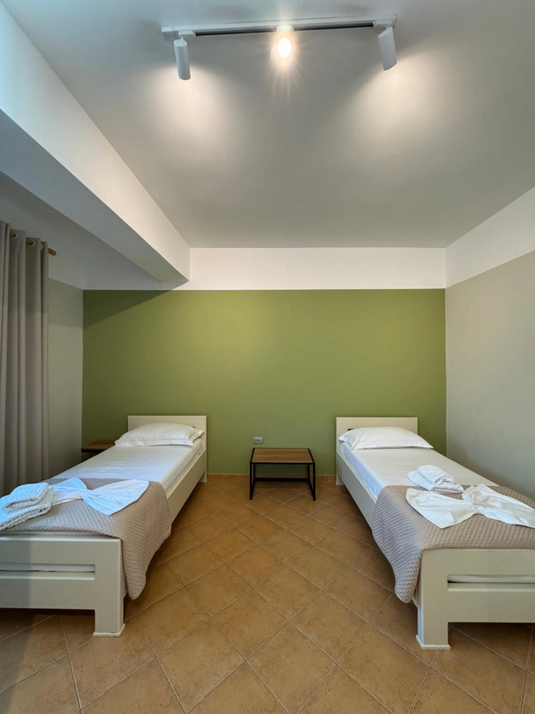 Bedroom, Bed in Hotel Cekodhima