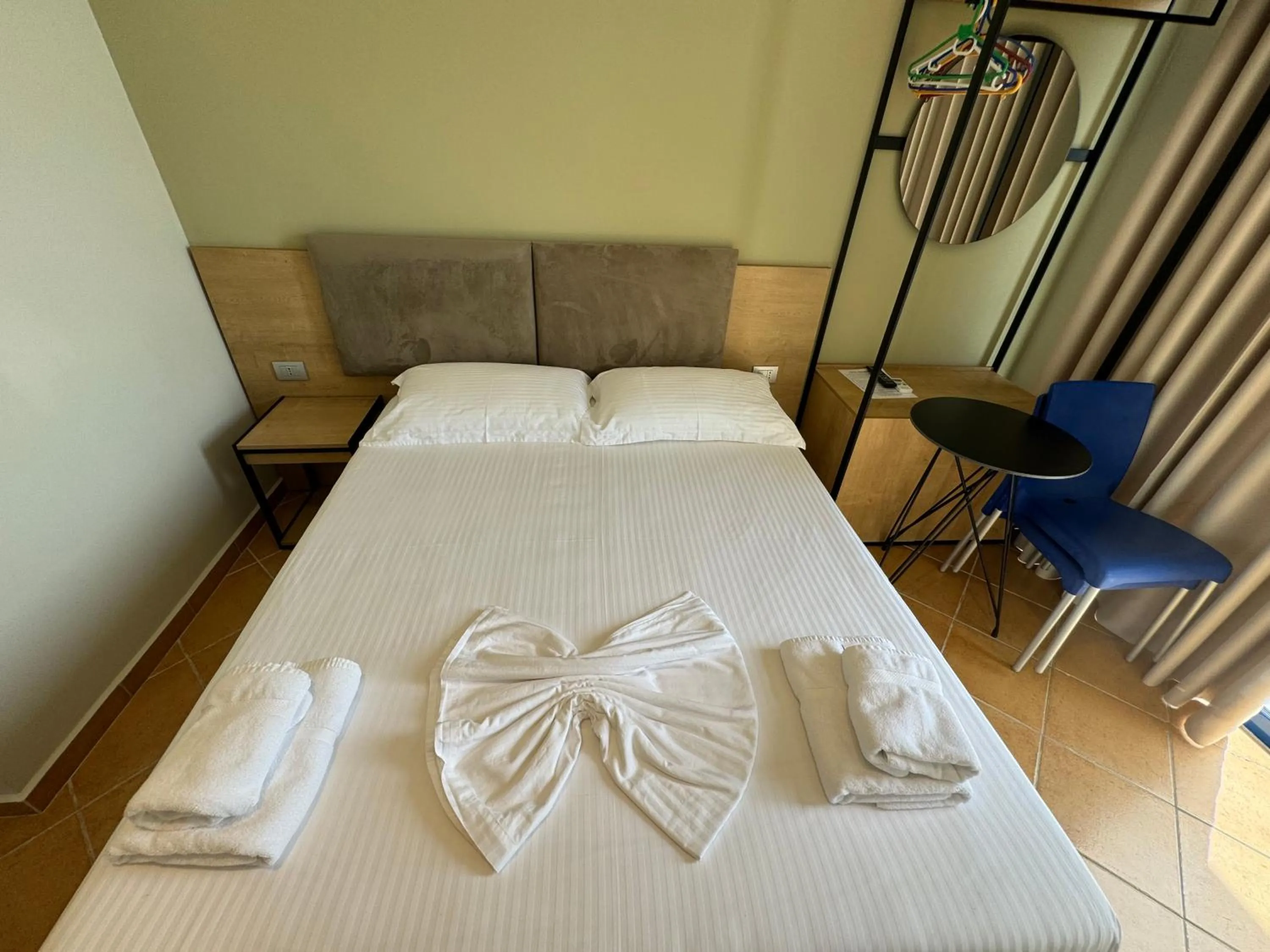 Bed in Hotel Cekodhima