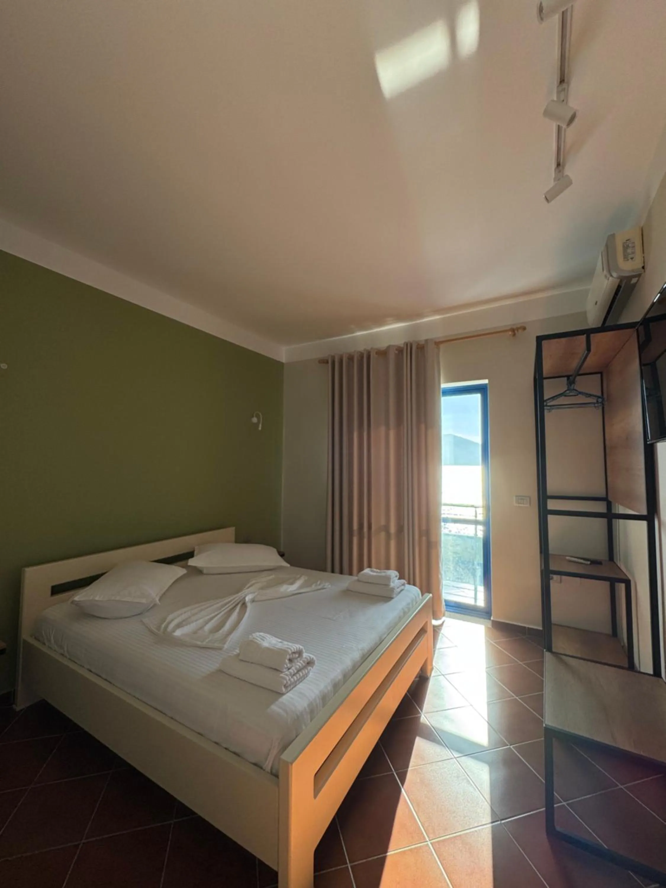 Bedroom, Bed in Hotel Cekodhima