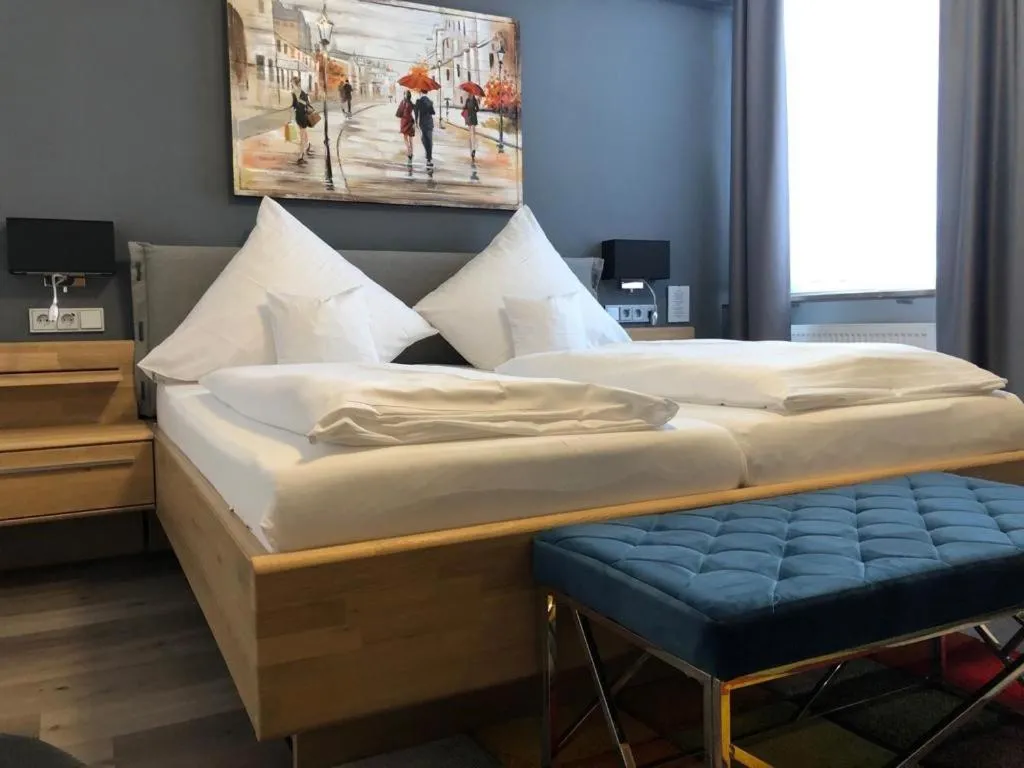 Bed in Hotel Garni "Brauerei Keller"