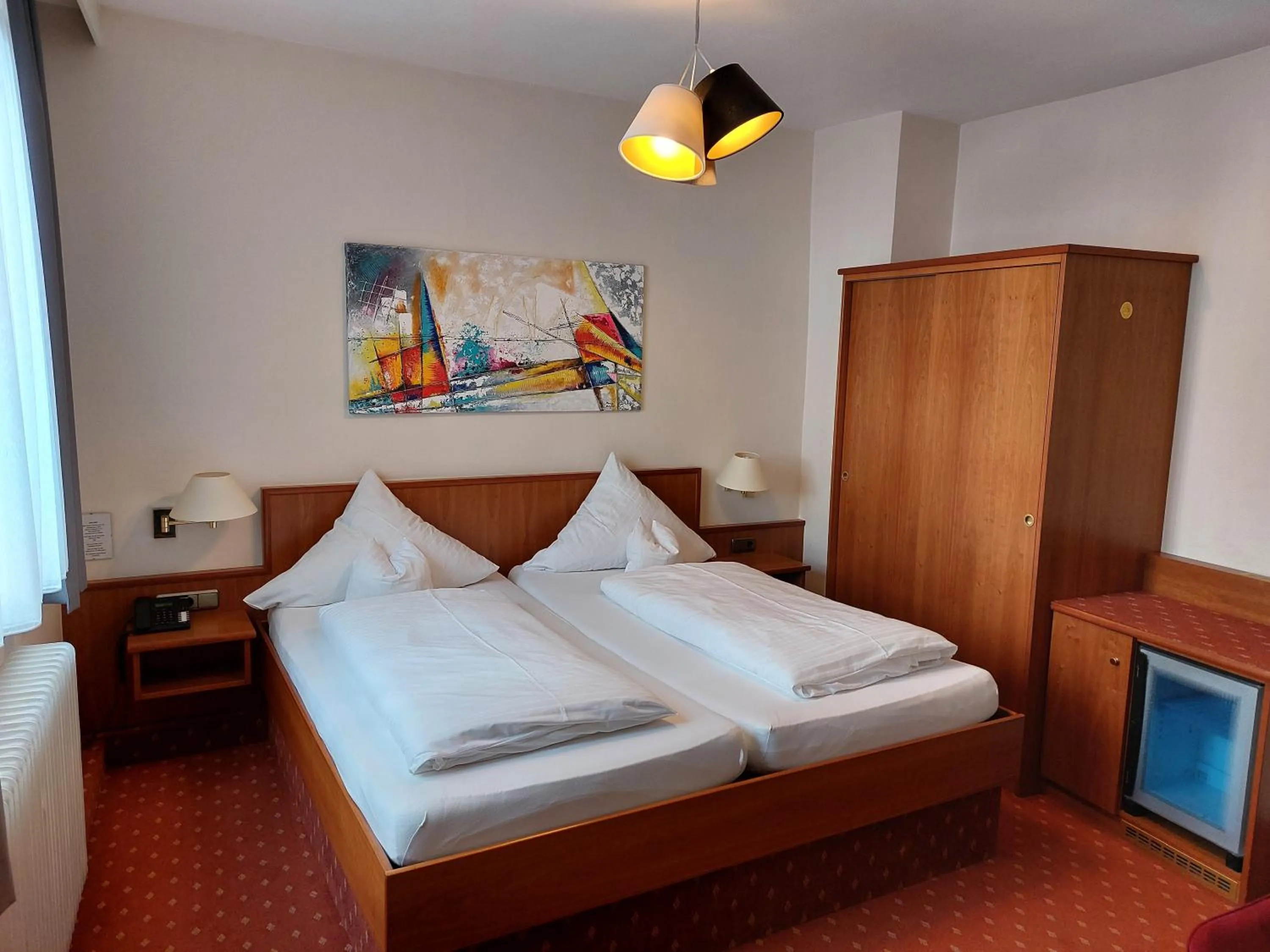 Photo of the whole room, Bed in Hotel Garni "Brauerei Keller"