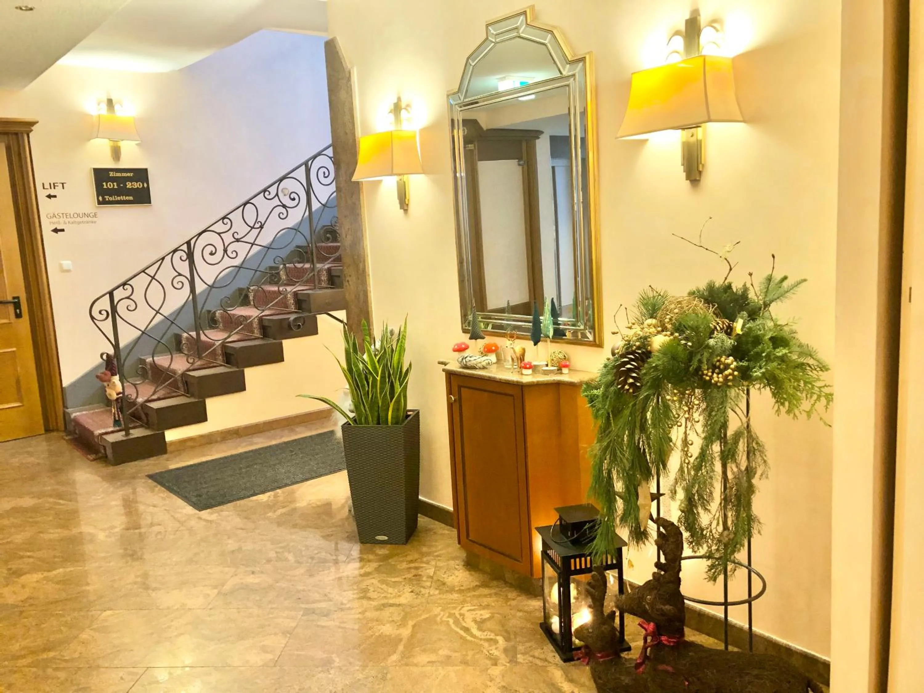 Lobby or reception in Hotel Garni "Brauerei Keller"