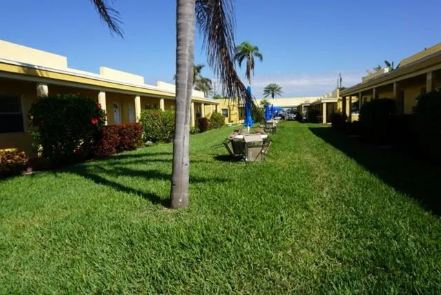 Garden in The Monterey Beach Resort