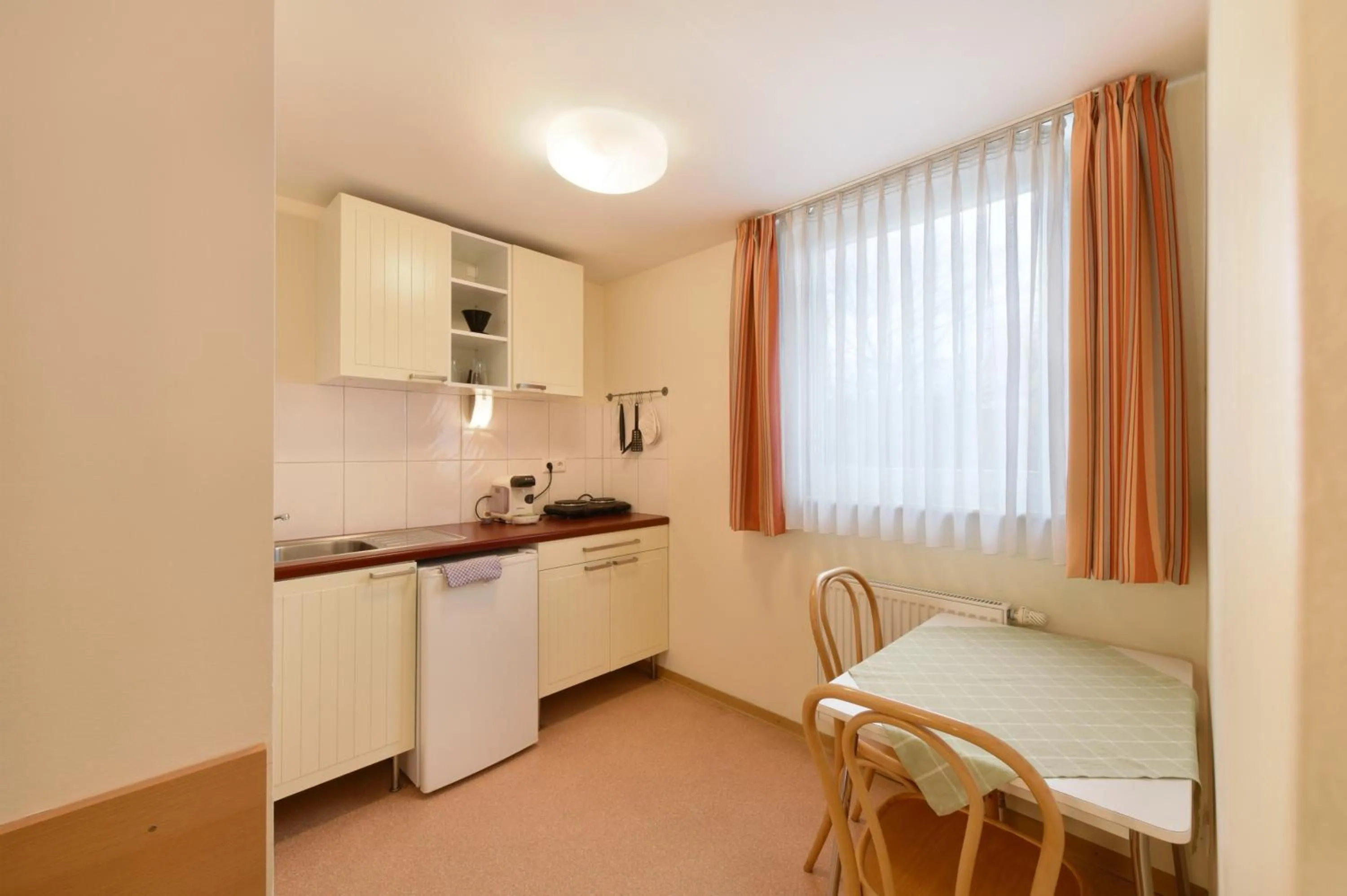 Kitchen or kitchenette in meinHotel