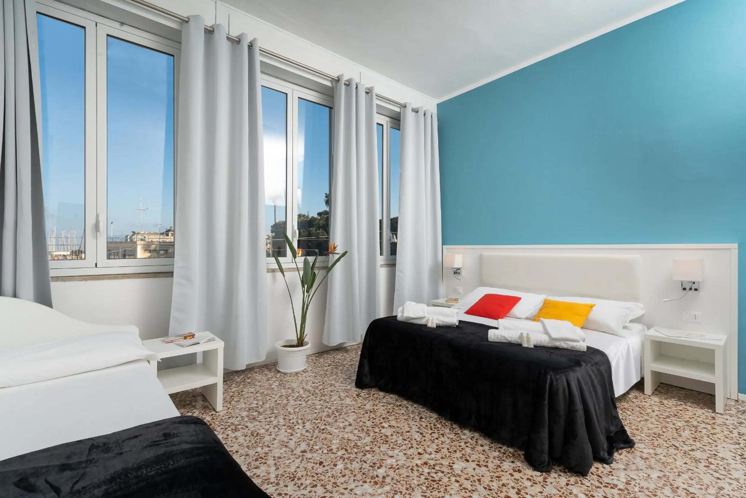 Photo of the whole room, Bed in Regina Margherita