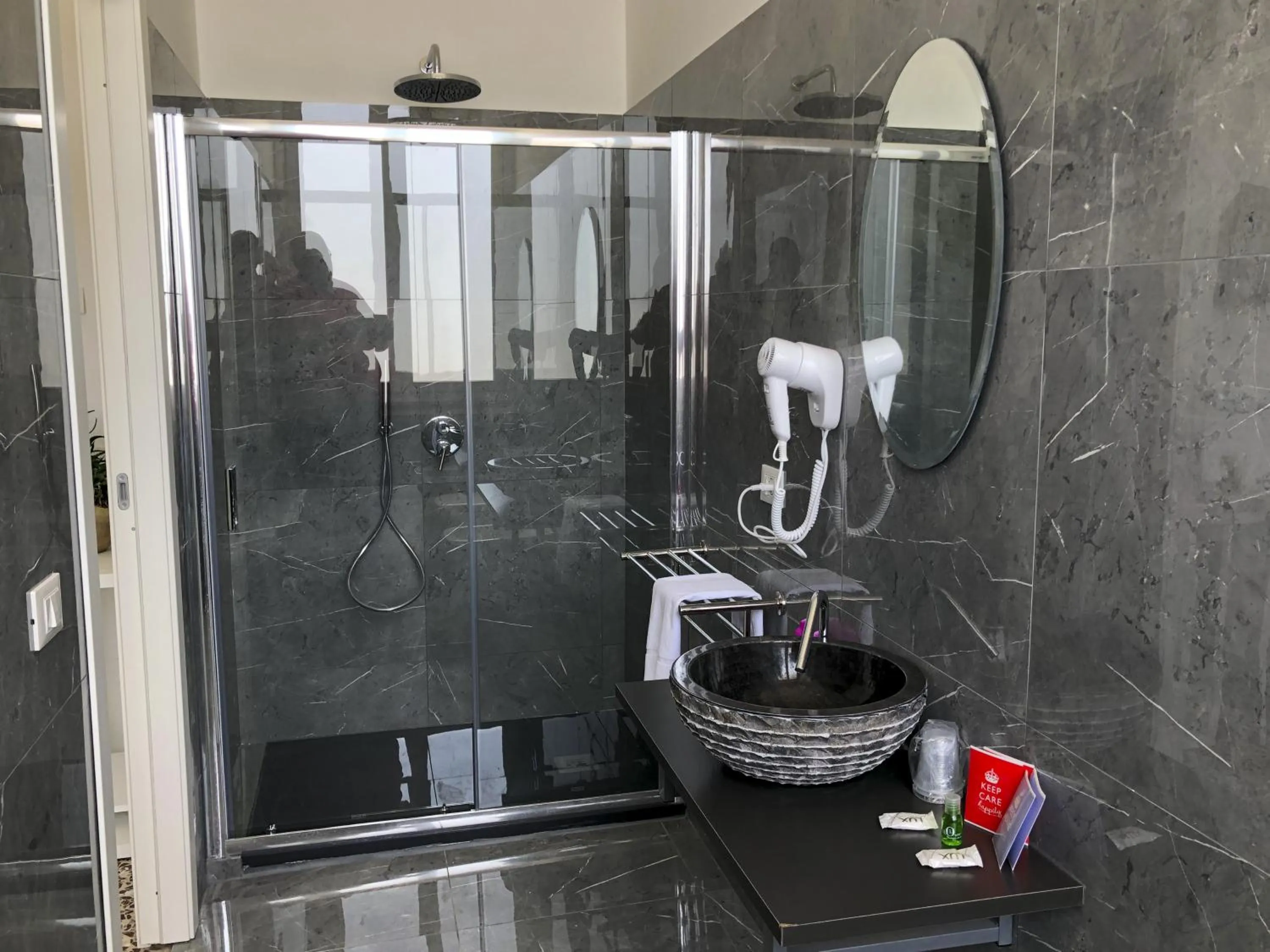 Bathroom in Regina Margherita